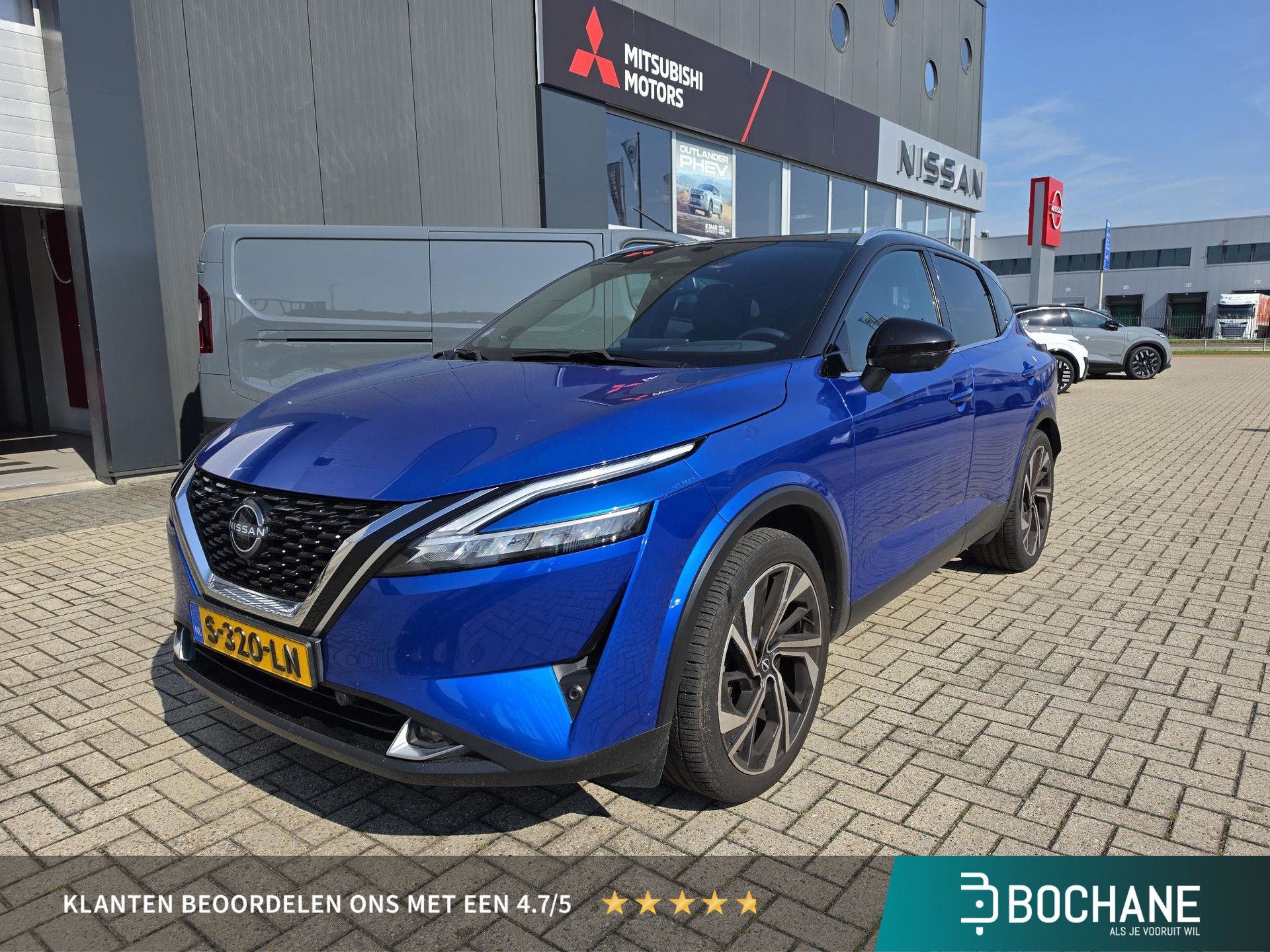 Nissan QASHQAI met kenteken S-320-LN – vooraanzicht