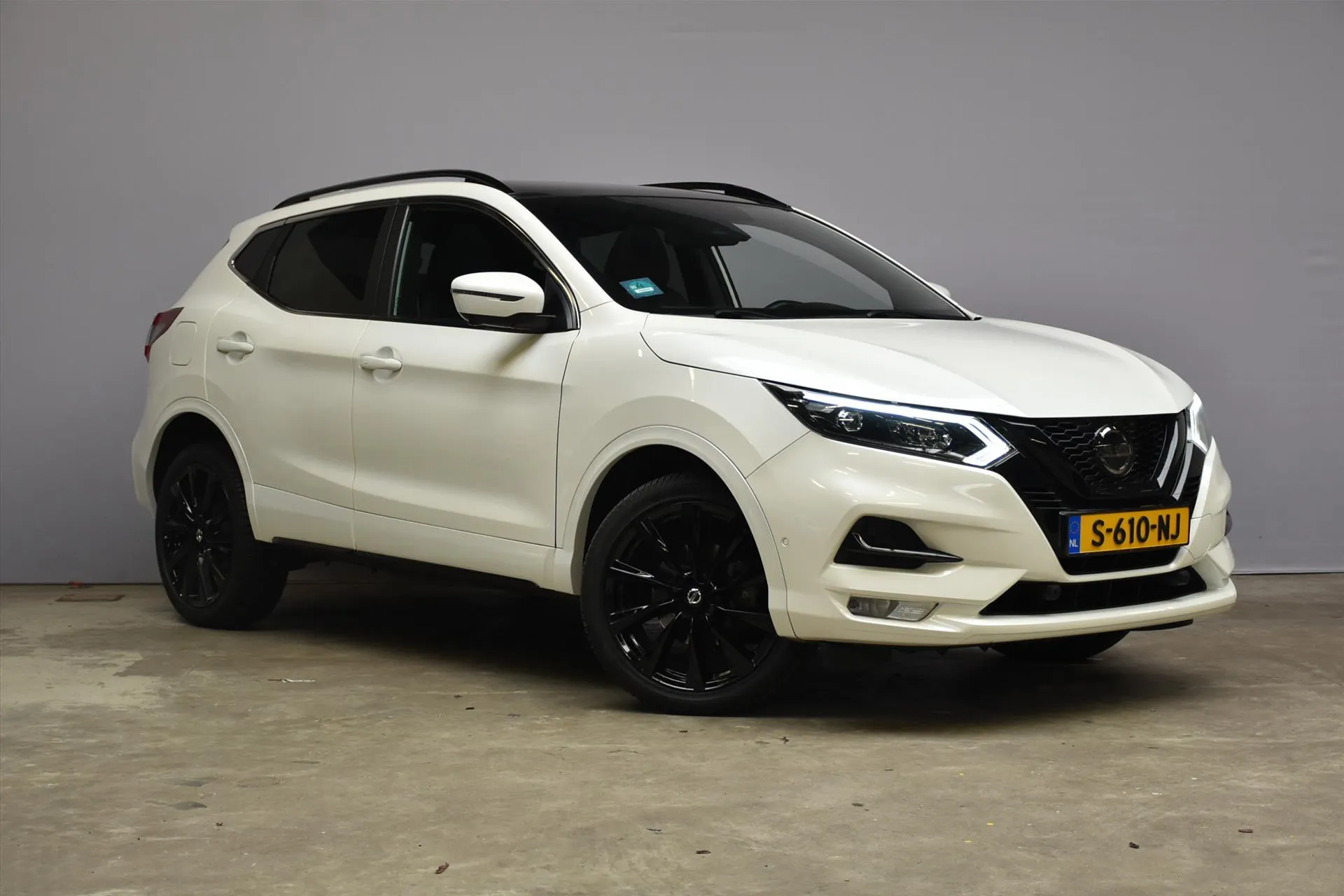 Nissan QASHQAI met kenteken S-610-NJ – interieur
