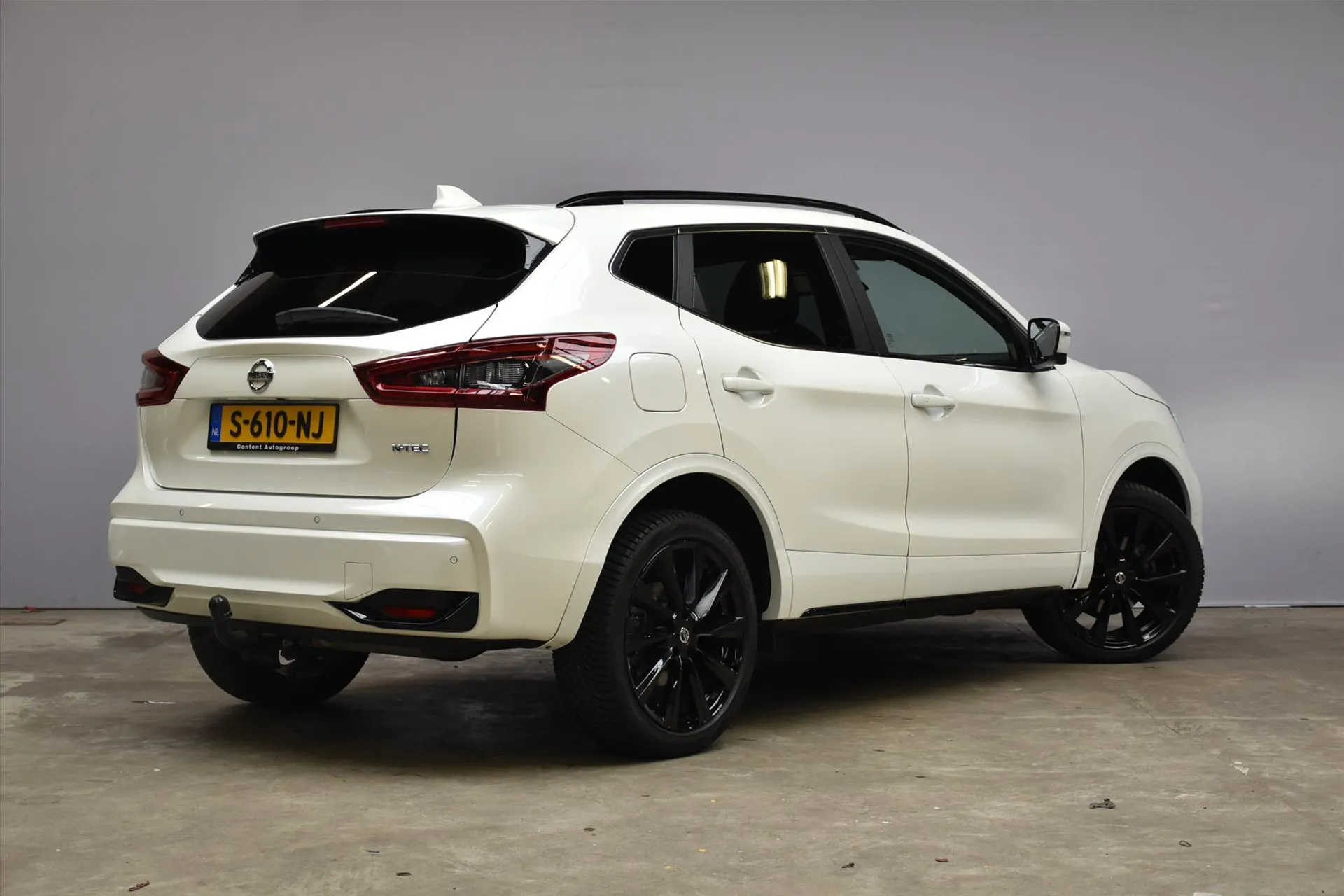 Nissan QASHQAI met kenteken S-610-NJ – detailfoto