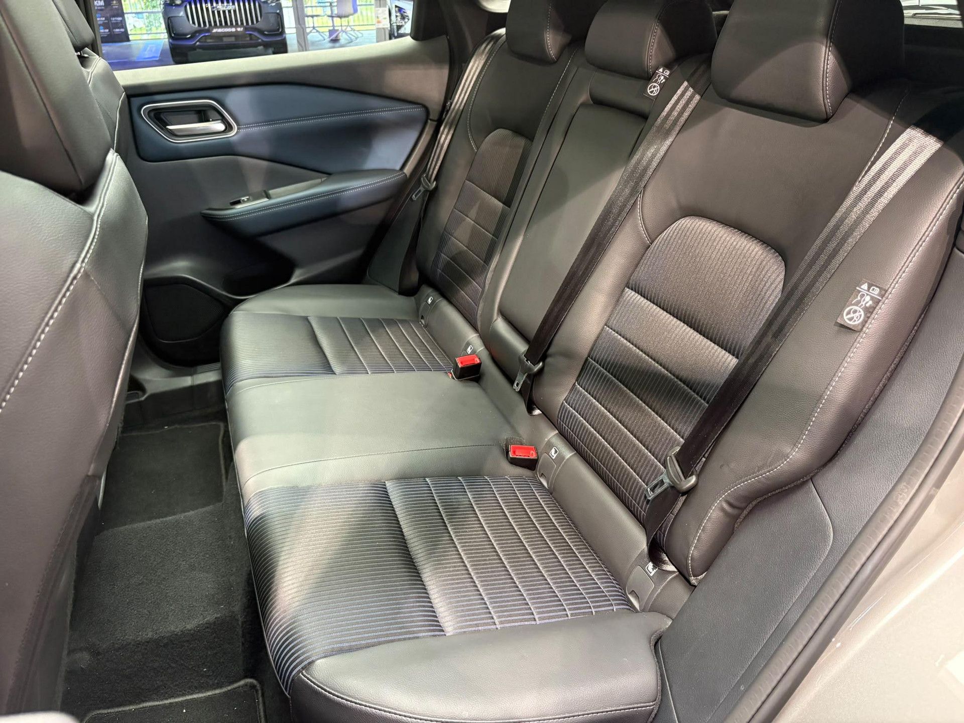 Nissan QASHQAI met kenteken S-817-TZ – detailfoto