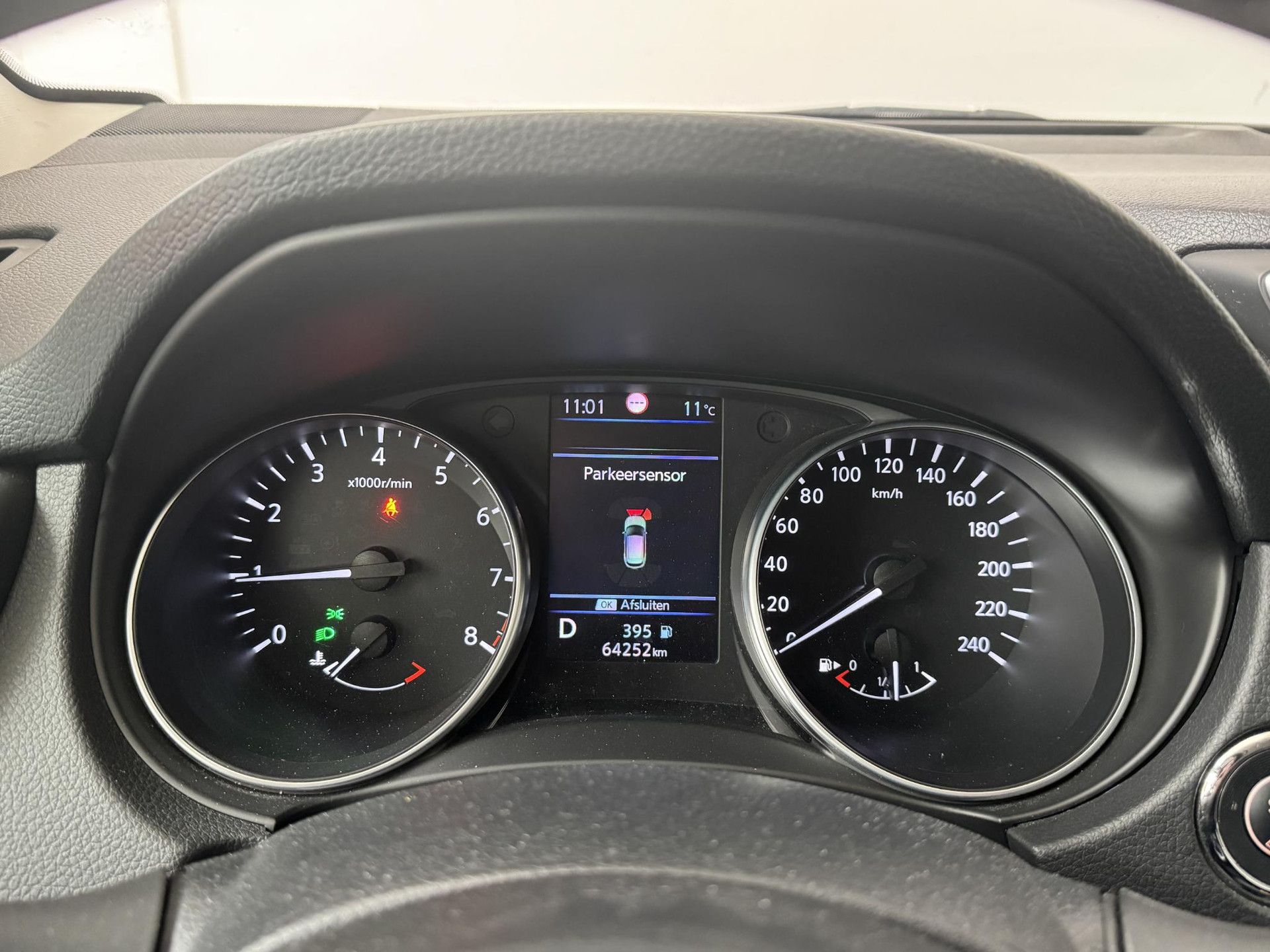Nissan QASHQAI met kenteken T-321-RT – dashboard