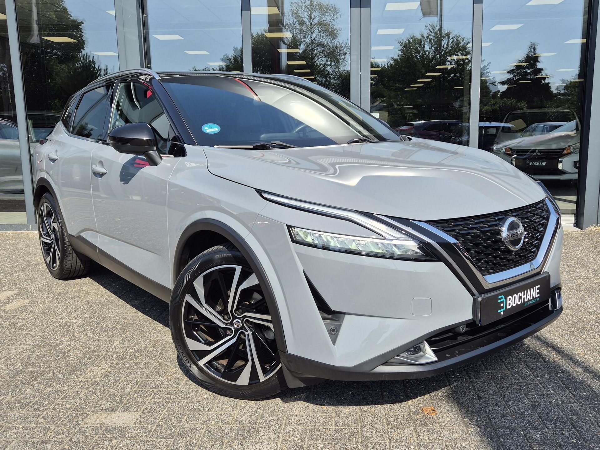 Nissan QASHQAI met kenteken T-355-HS – detailfoto