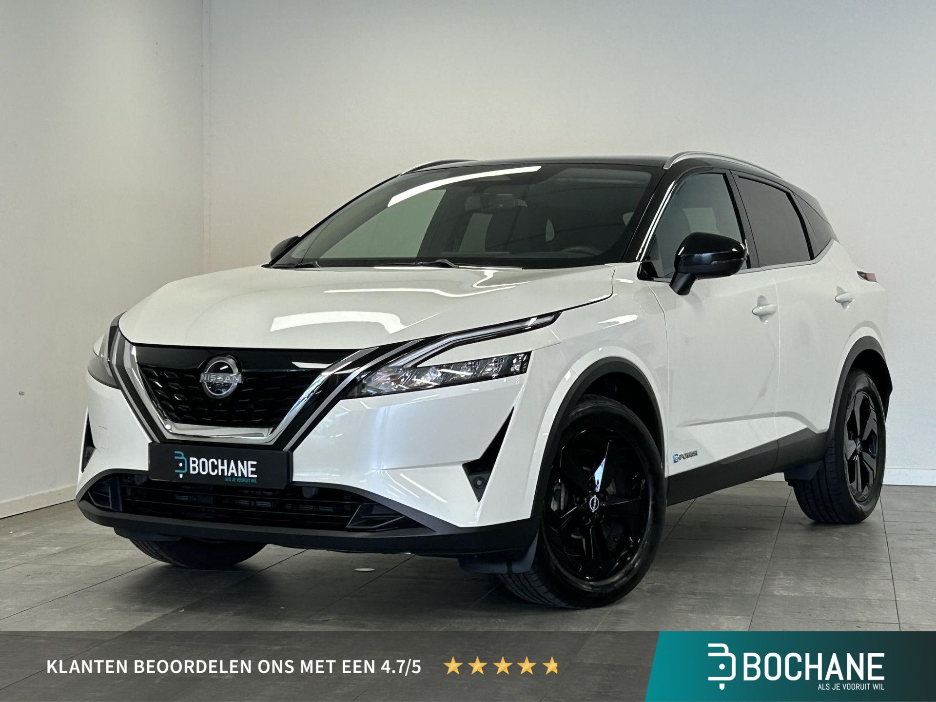 Nissan QASHQAI met kenteken X-220-NT – vooraanzicht