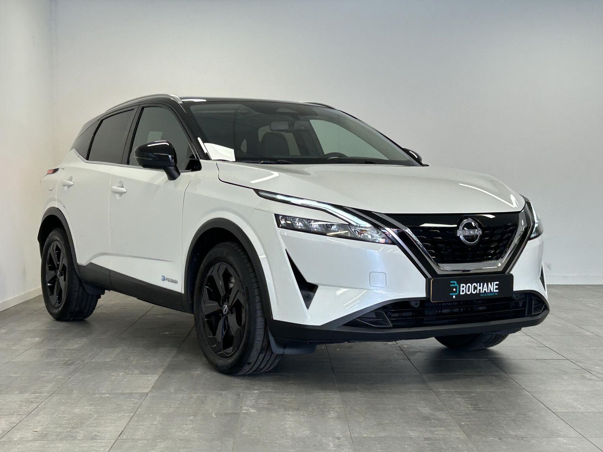 Nissan QASHQAI met kenteken X-220-NT – detailfoto