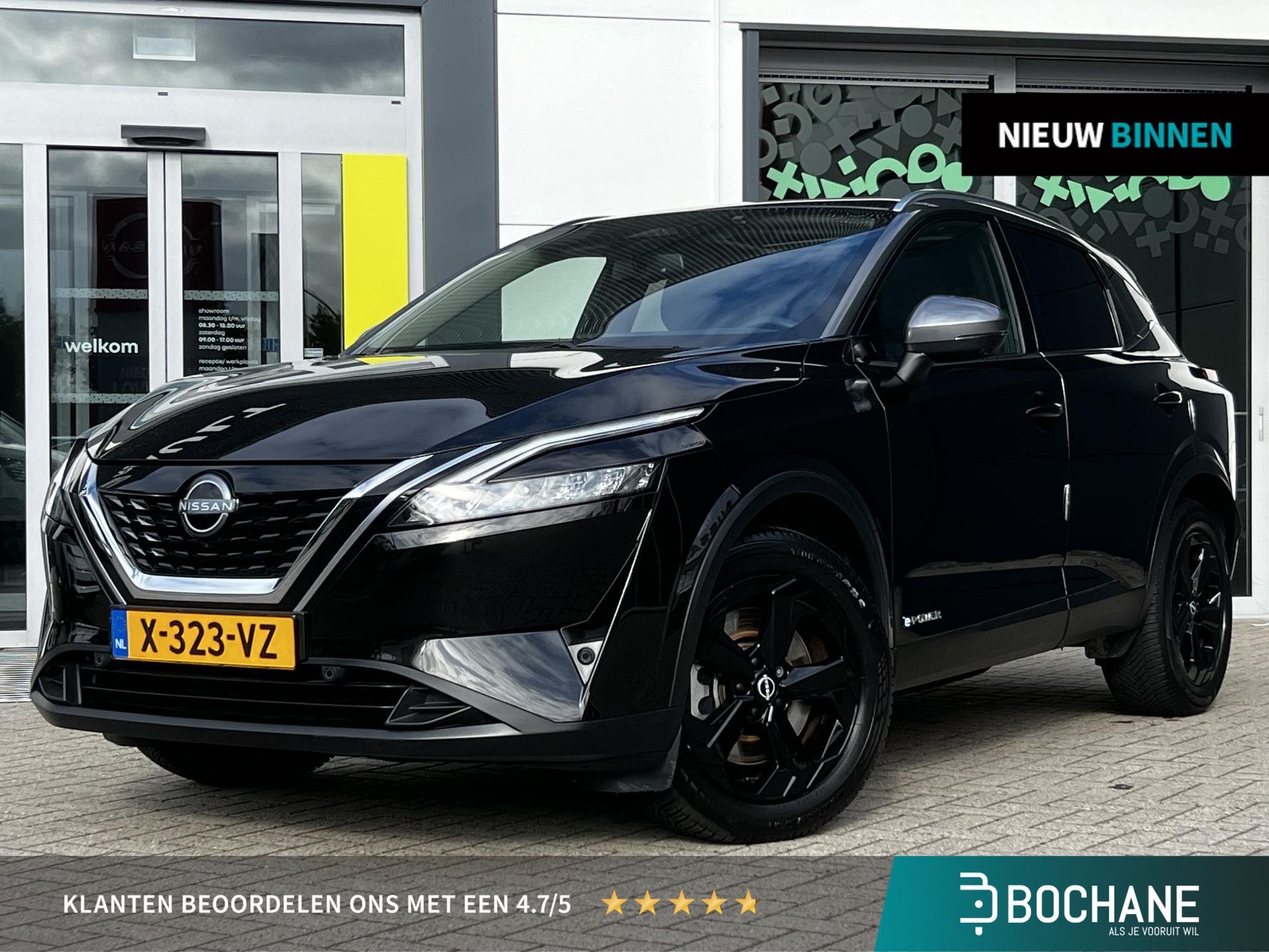 Nissan QASHQAI met kenteken X-323-VZ – vooraanzicht