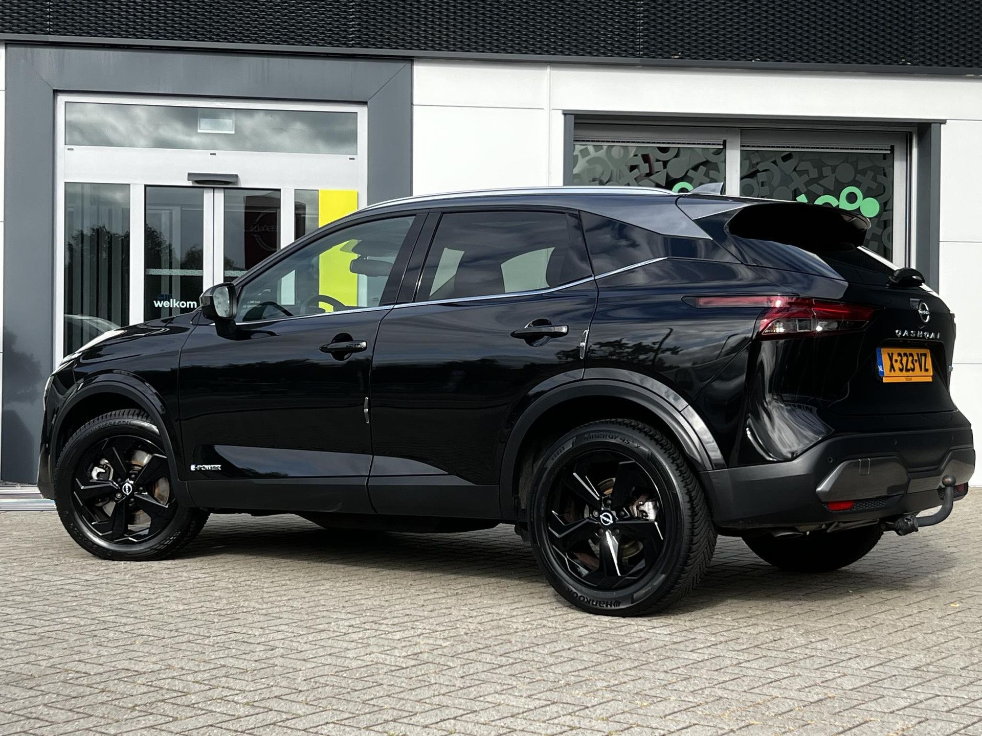 Nissan QASHQAI met kenteken X-323-VZ – detailfoto