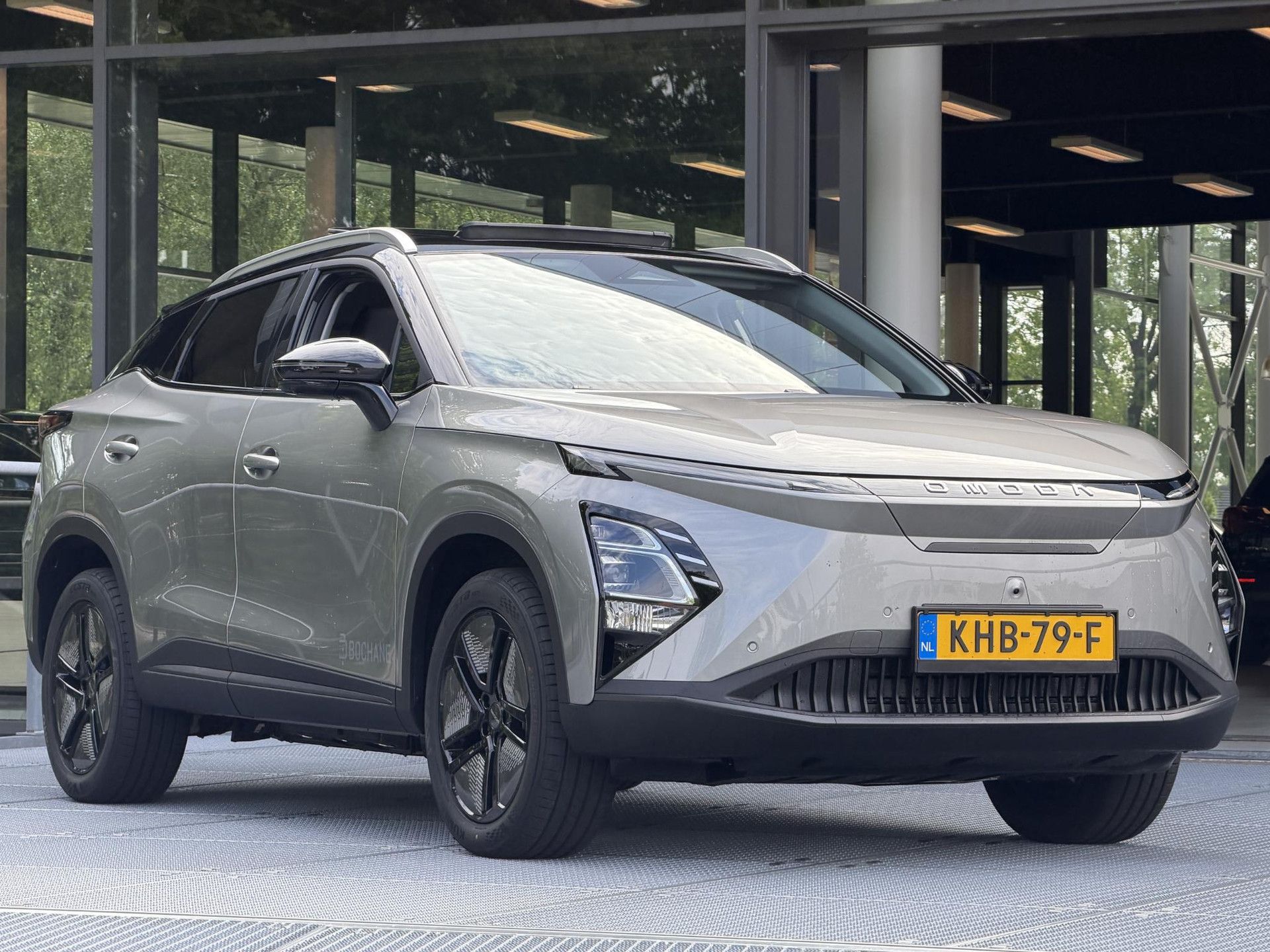 Omoda 5EV met kenteken KHB-79-F – detailfoto