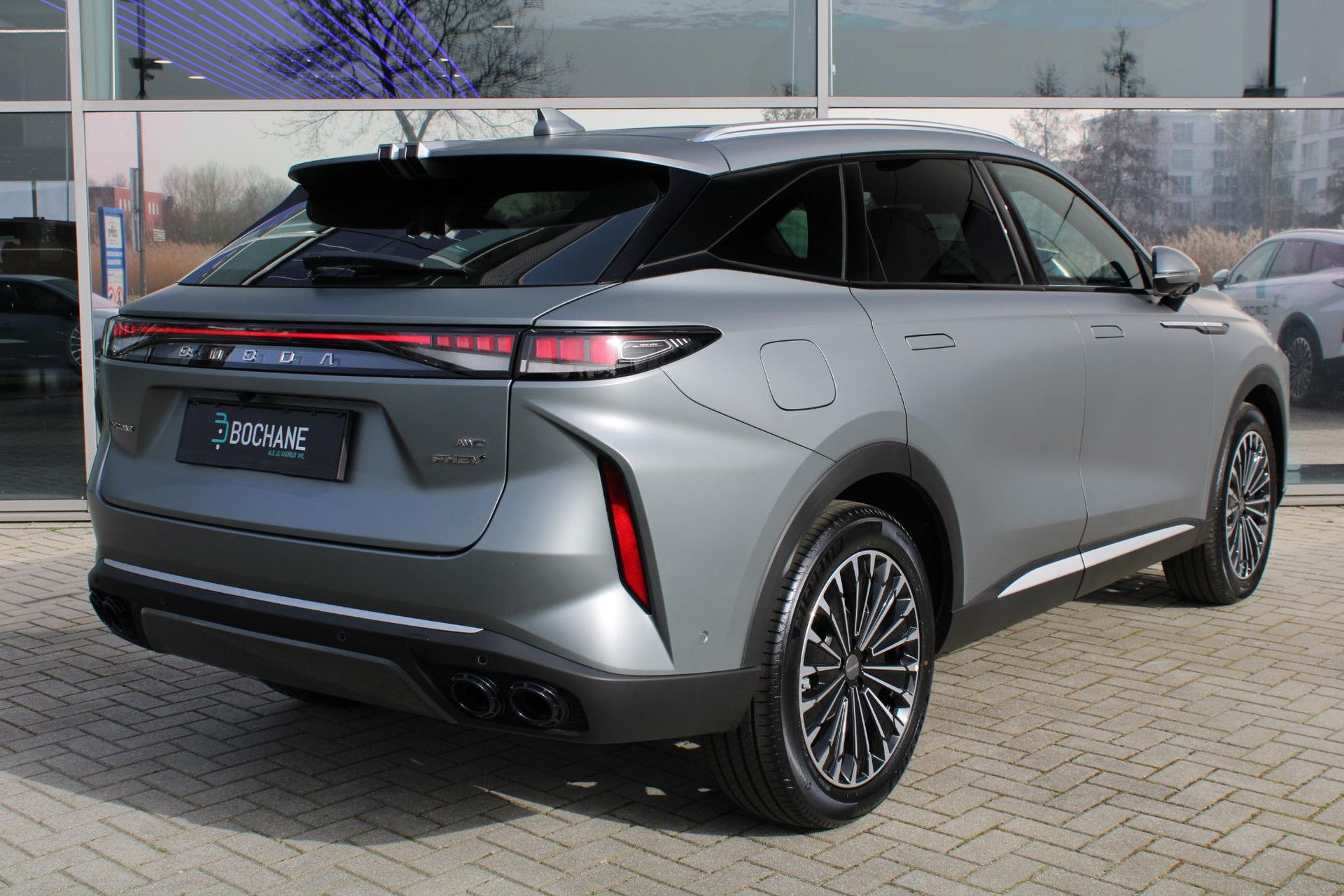 Omoda 9SHS met kenteken KFR-40-L – detailfoto