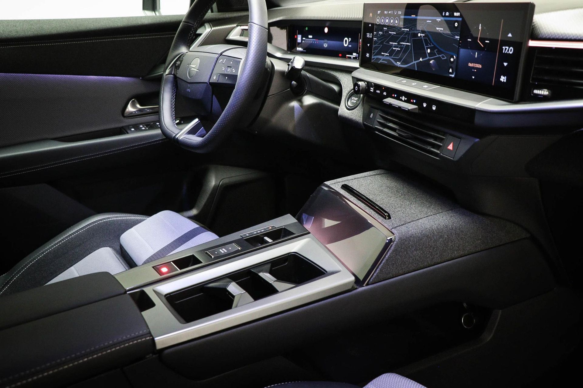 Opel Grandland met kenteken KNF-02-K – dashboard