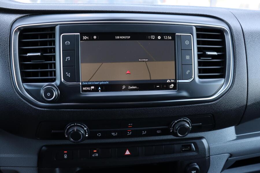Opel Vivaro met kenteken VGH-33-B – detailfoto