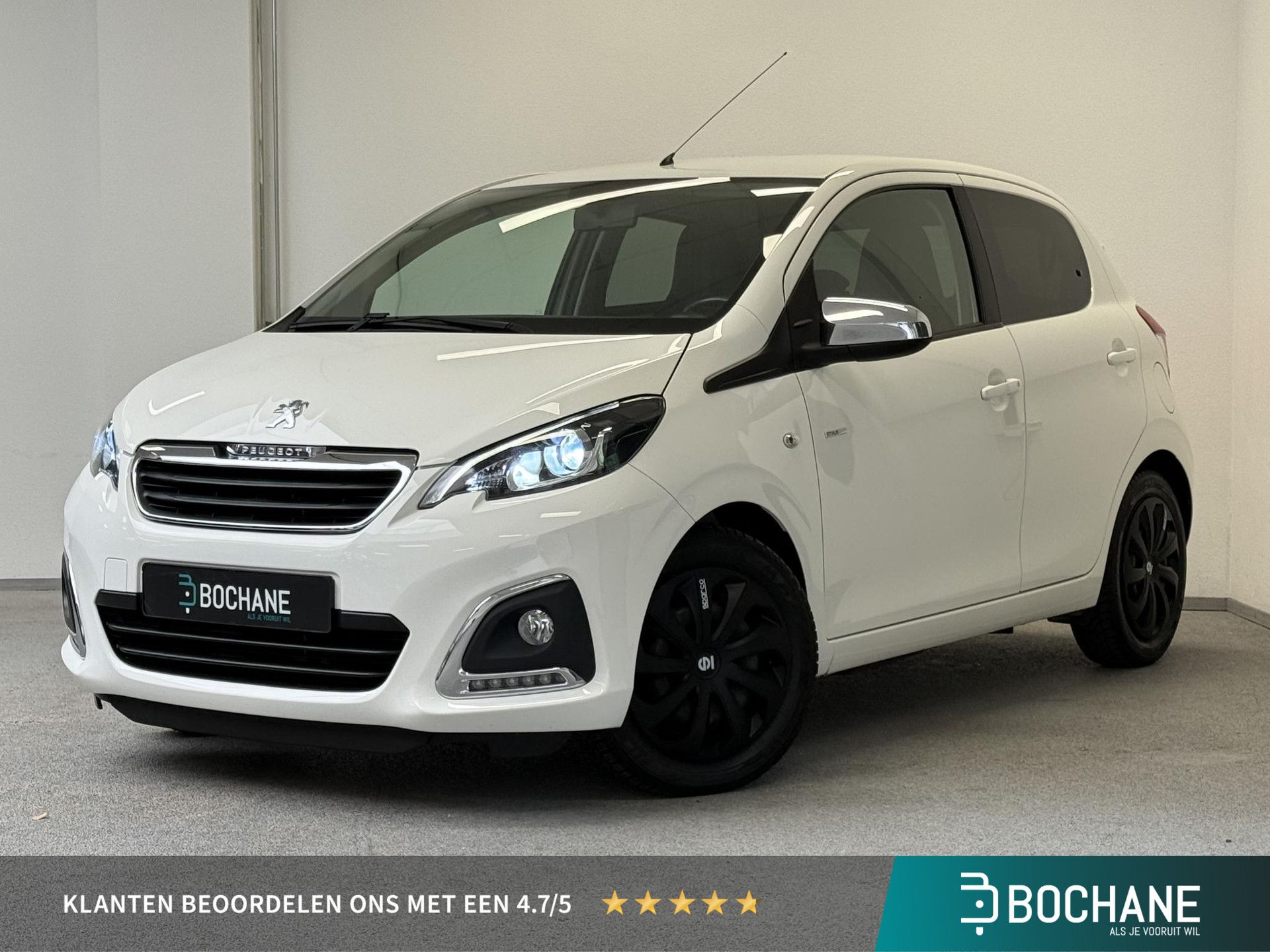 Peugeot 108 met kenteken J-822-RG – vooraanzicht