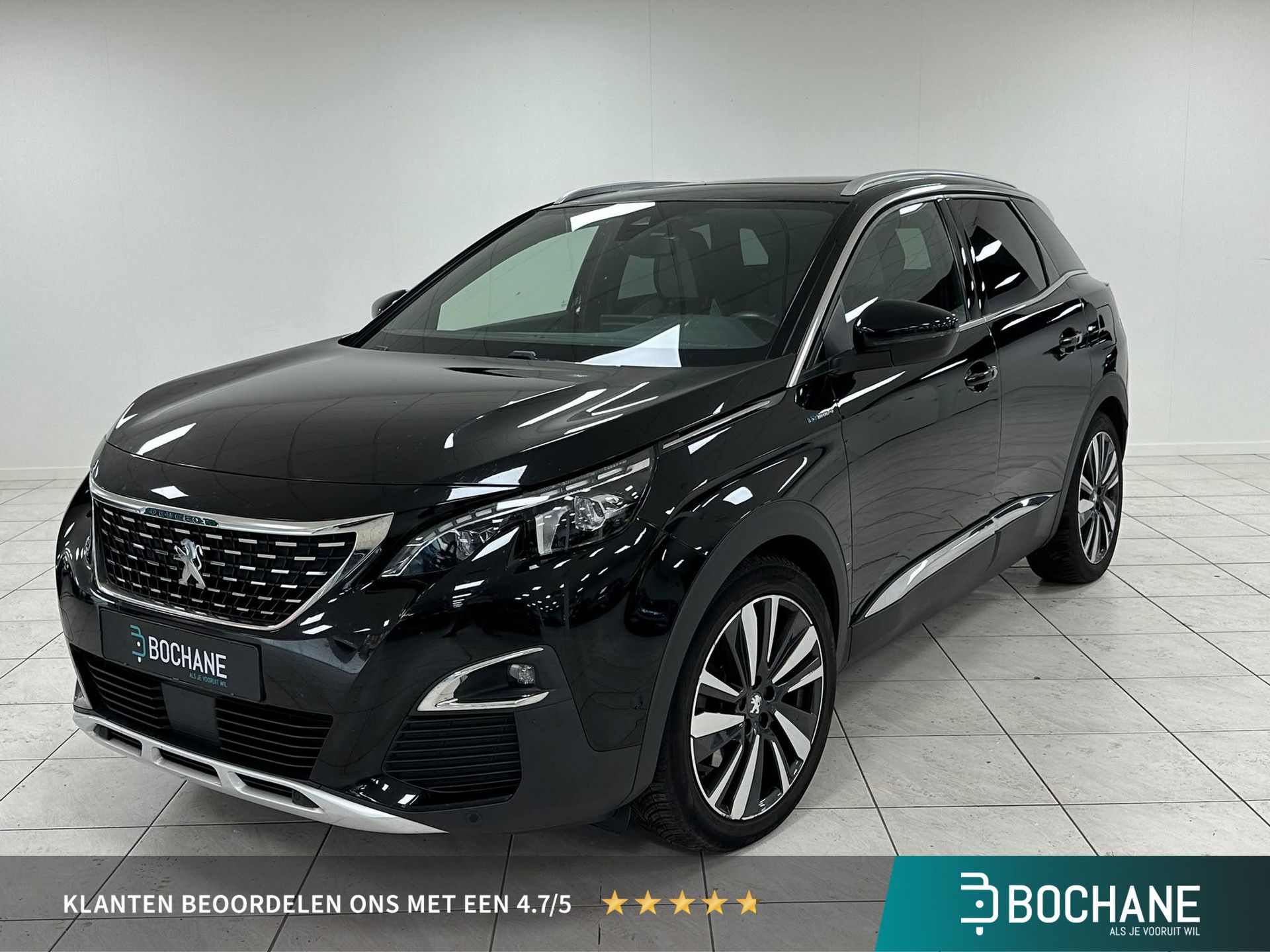 Peugeot 3008 met kenteken R-555-FT – vooraanzicht