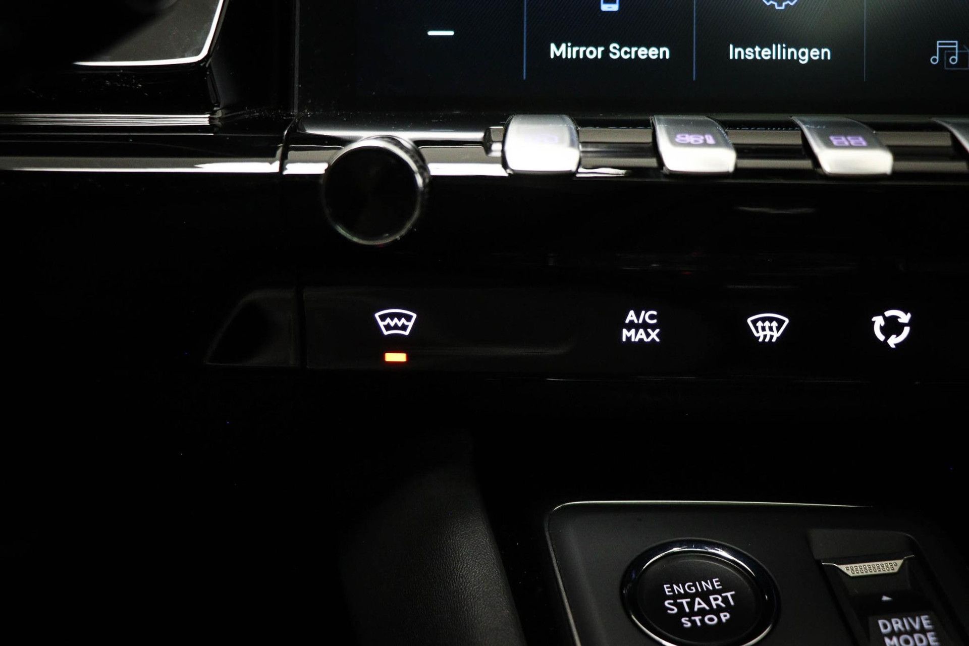 Peugeot 508 met kenteken KLZ-87-H – detailfoto