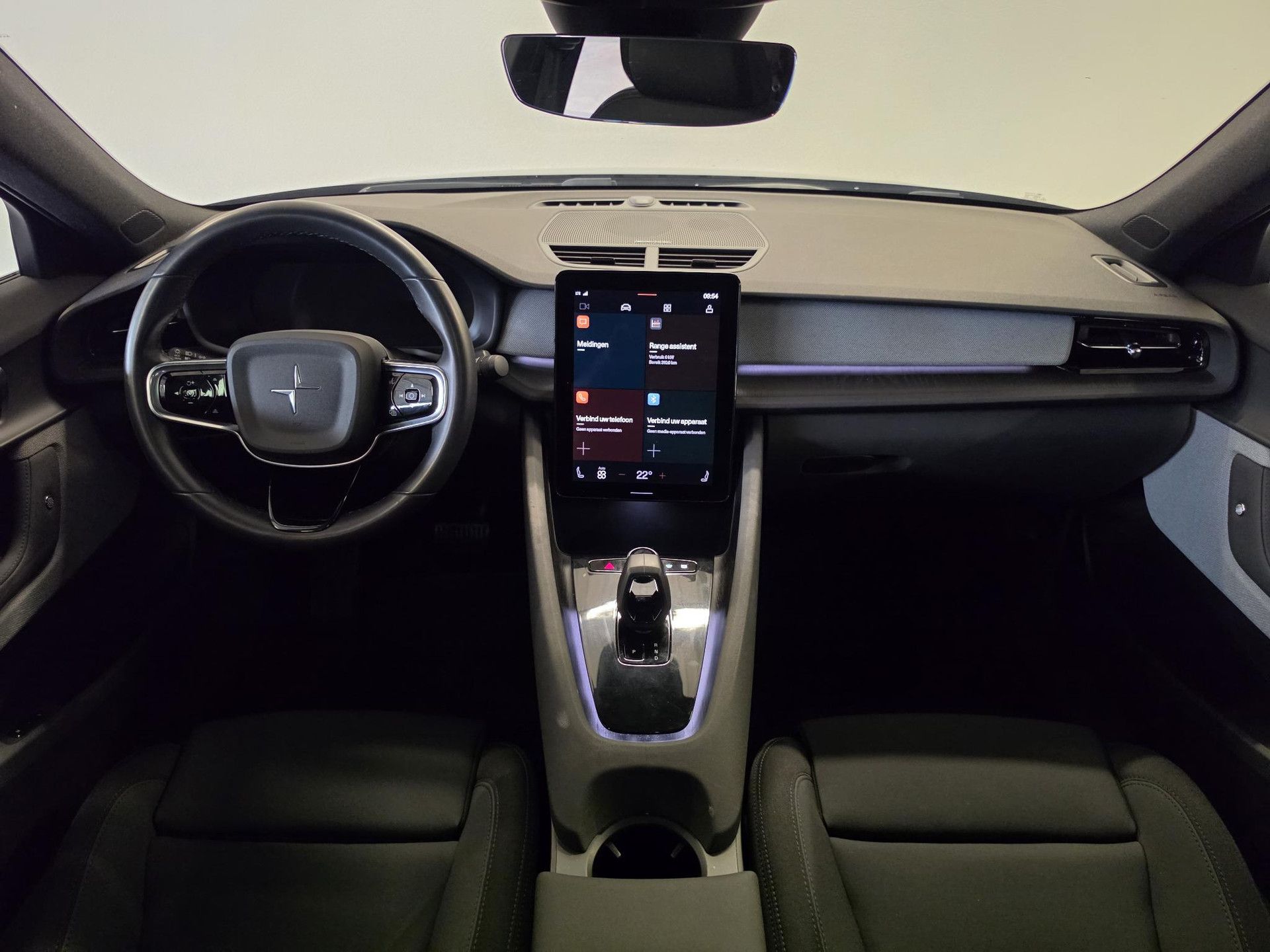 Polestar 2 met kenteken K-026-ZR – interieur