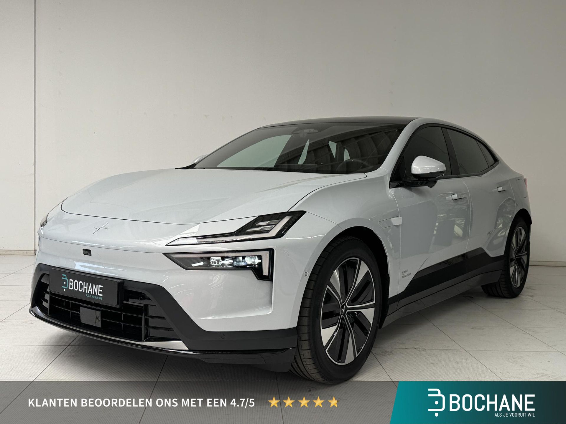 Polestar 4 met kenteken JRD-85-F – vooraanzicht