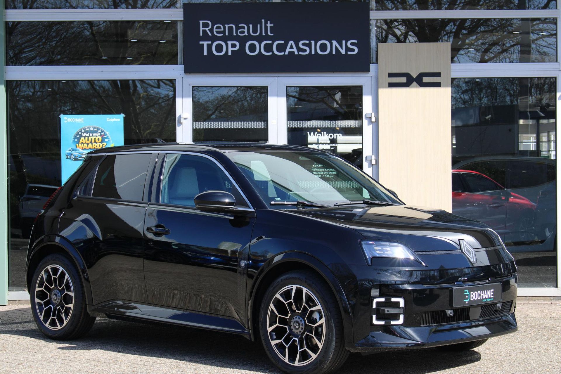 Renault 5 met kenteken KFB-62-X – detailfoto
