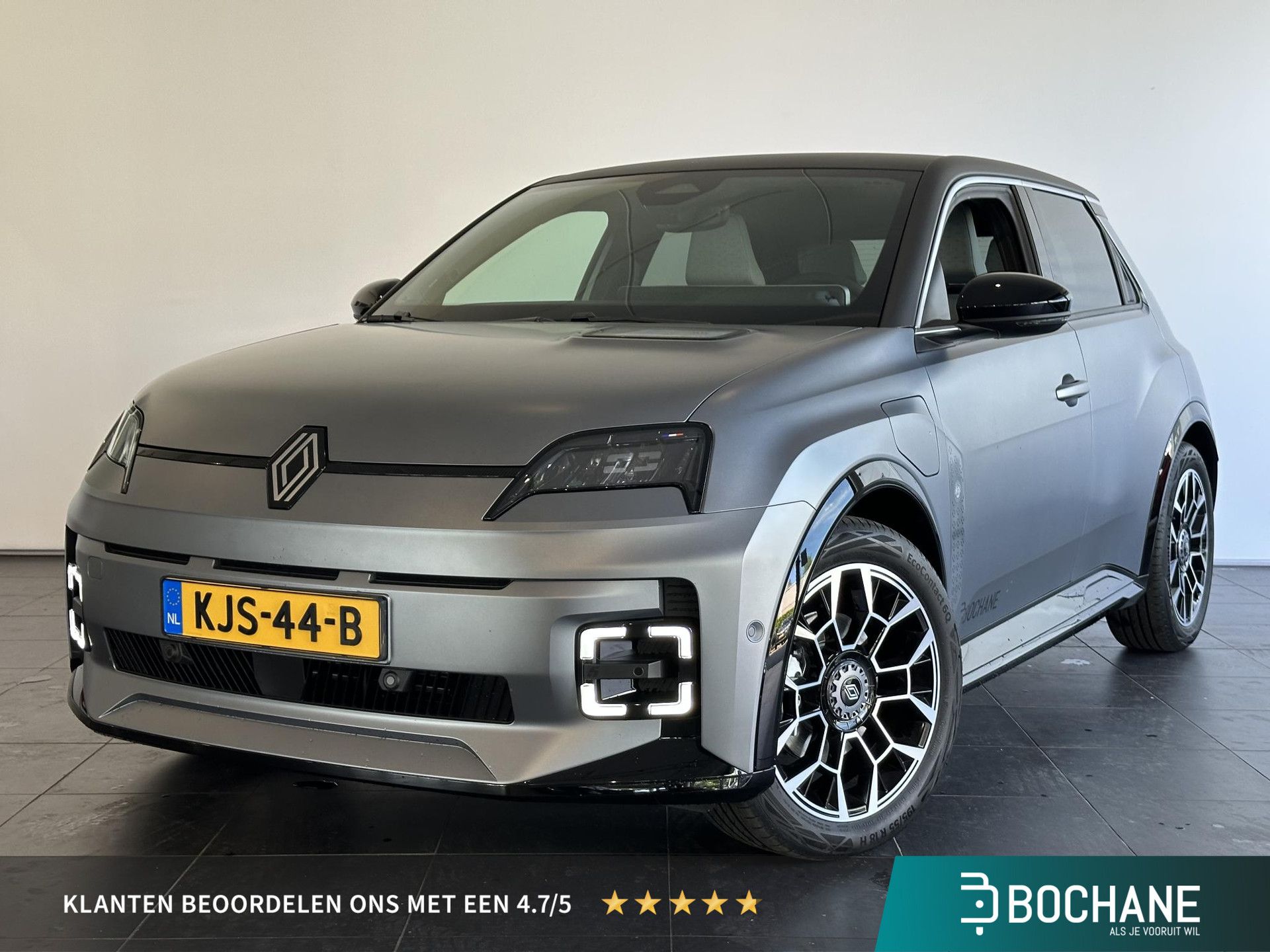 Renault 5 met kenteken KJS-44-B – vooraanzicht