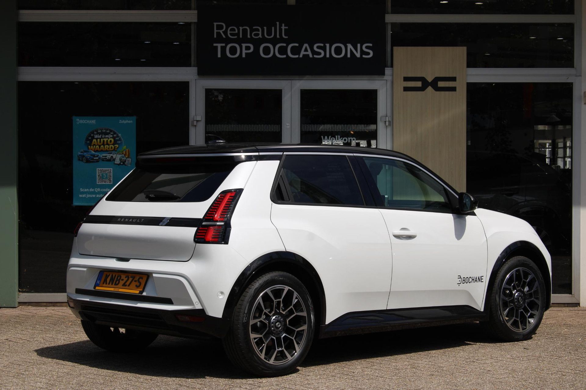 Renault 5 met kenteken KNB-27-S – achteraanzicht