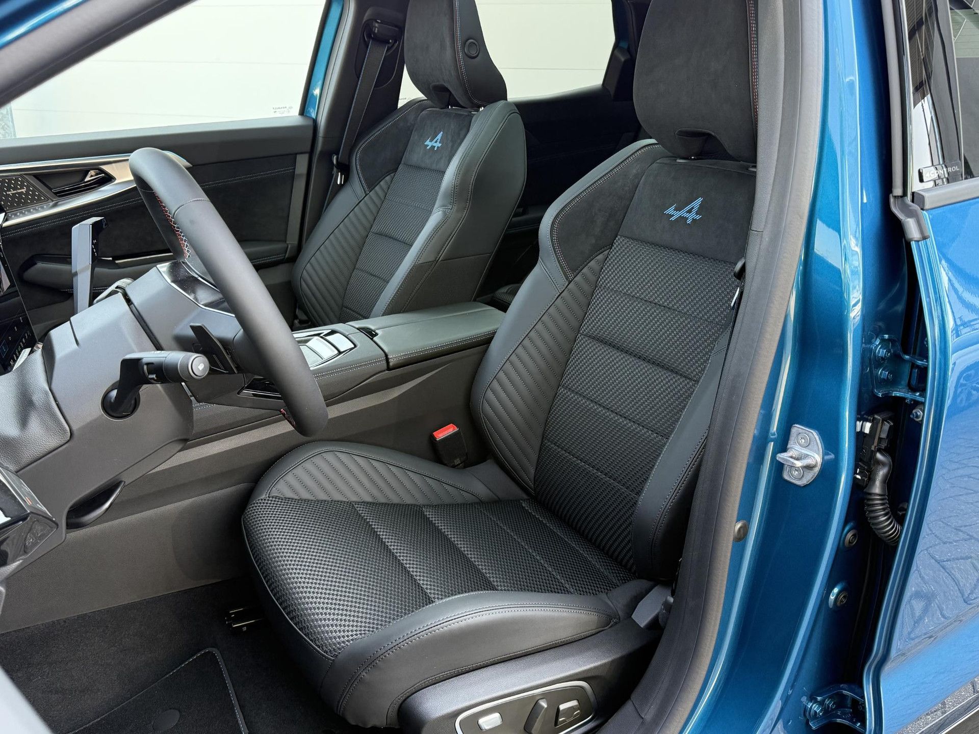 Renault Austral met kenteken HSX-52-Z – detailfoto