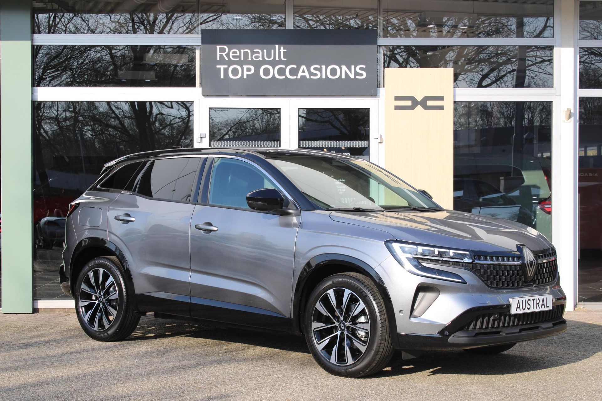 Renault Austral met kenteken HVF-53-K – achteraanzicht