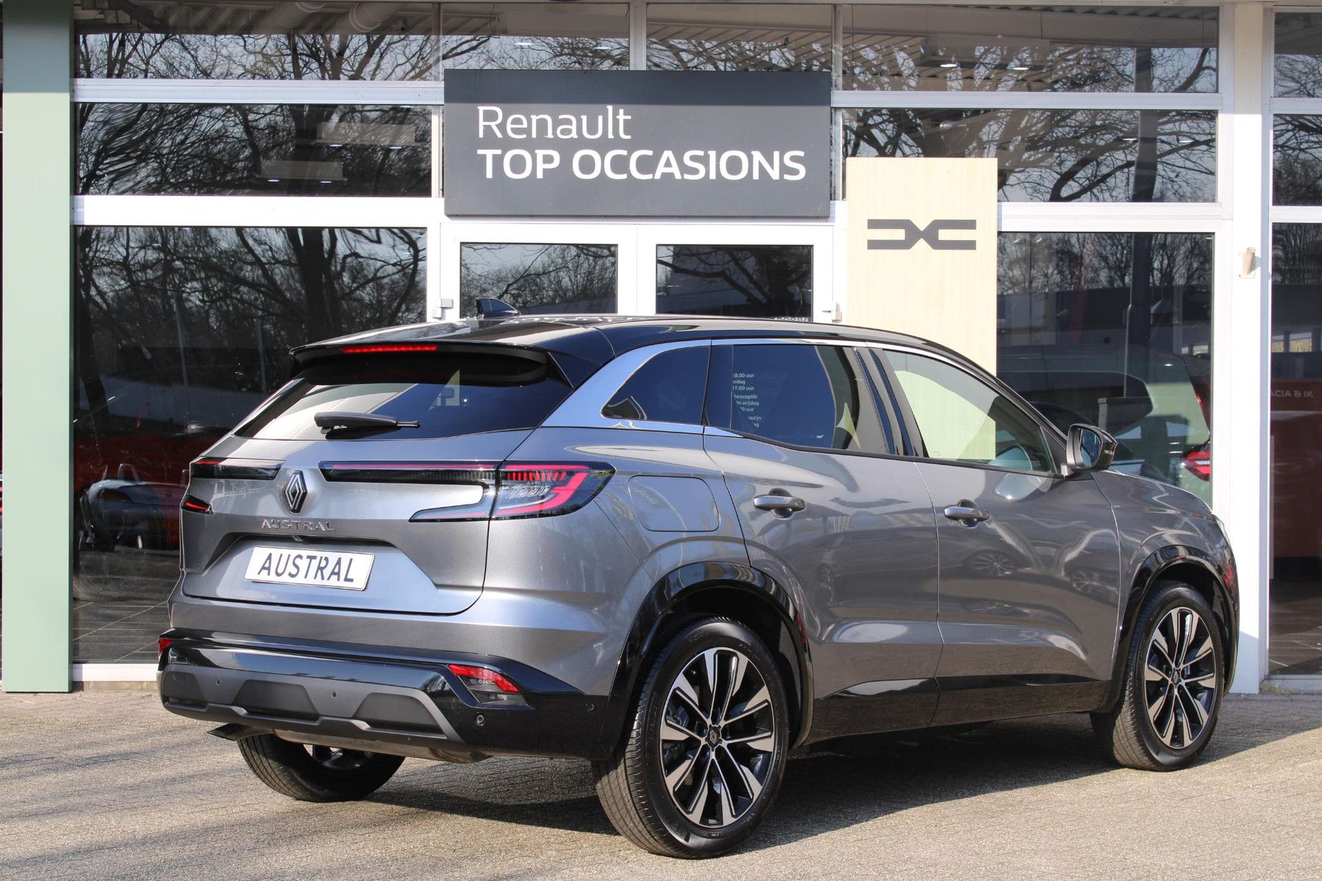 Renault Austral met kenteken HVF-53-K – interieur