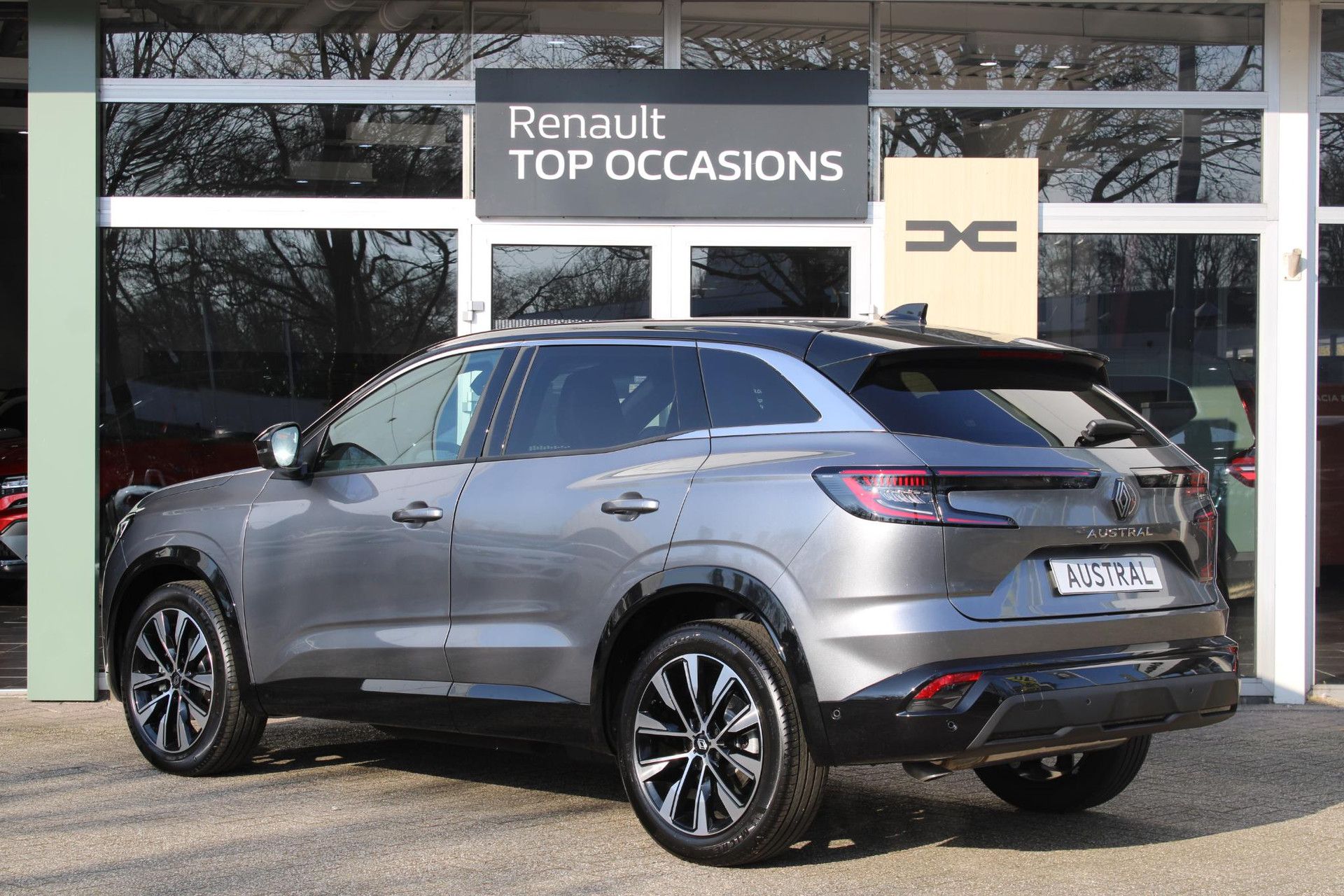 Renault Austral met kenteken HVF-53-K – dashboard