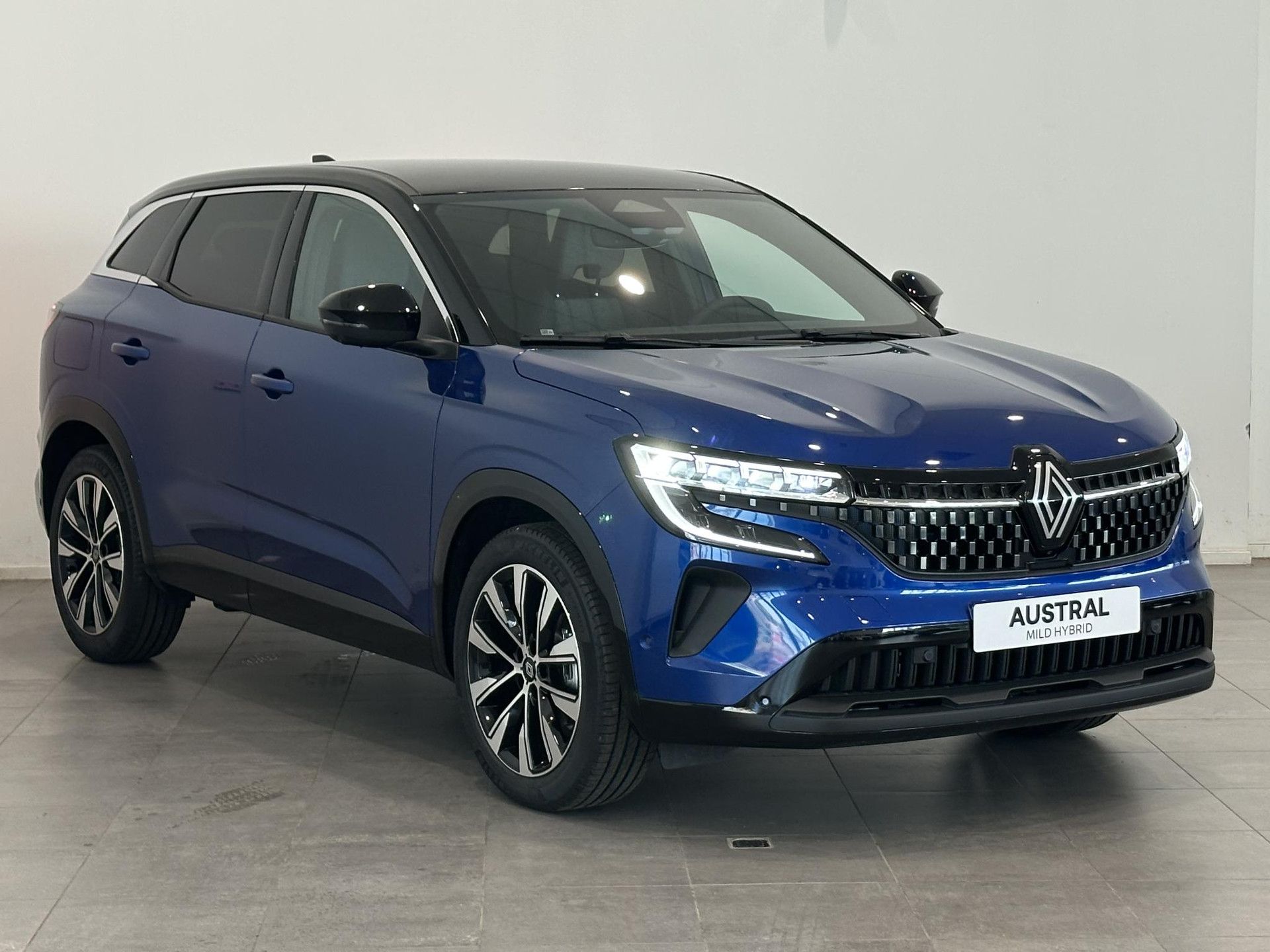 Renault Austral met kenteken HVF-80-N – detailfoto
