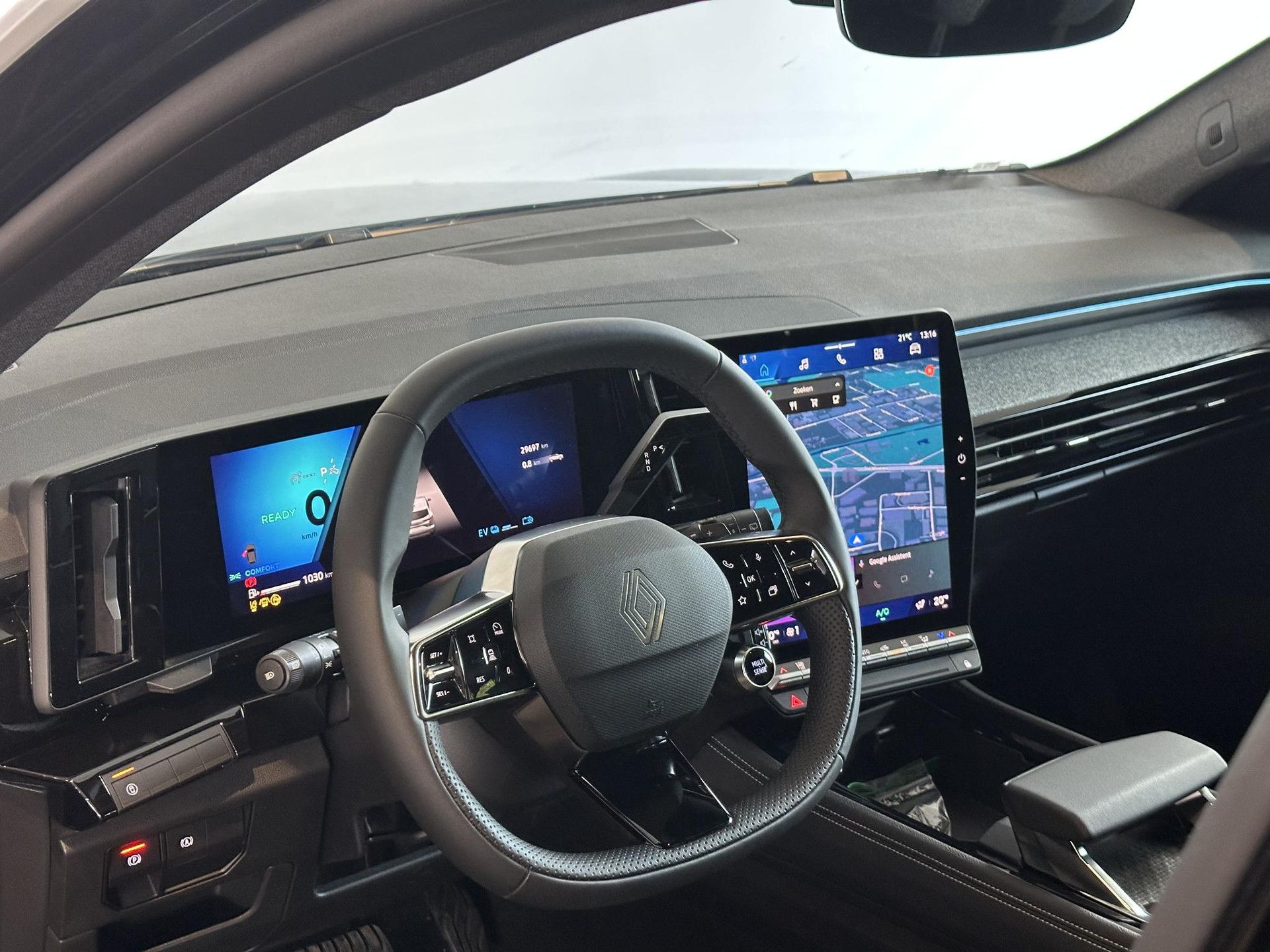 Renault Austral met kenteken JJP-90-V – interieur