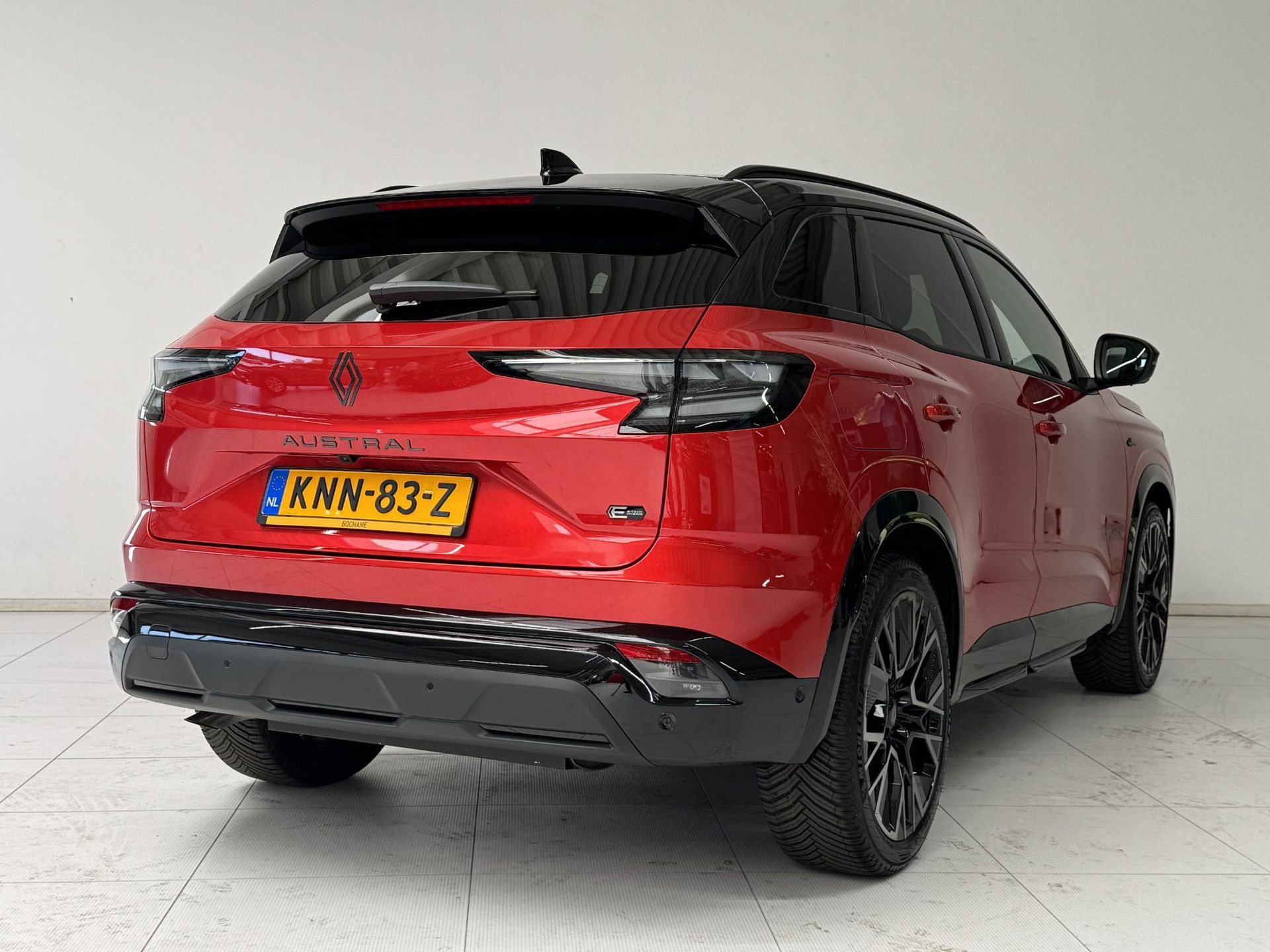 Renault Austral met kenteken KNN-83-Z – achteraanzicht