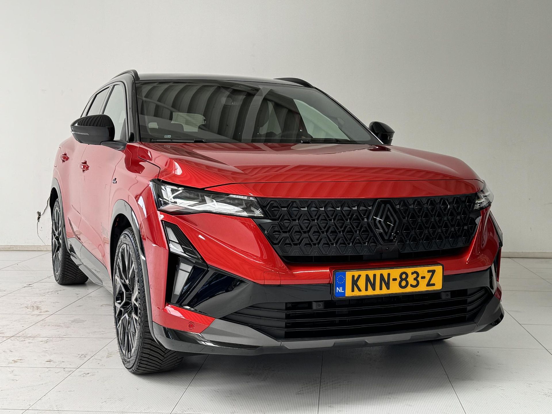 Renault Austral met kenteken KNN-83-Z – detailfoto