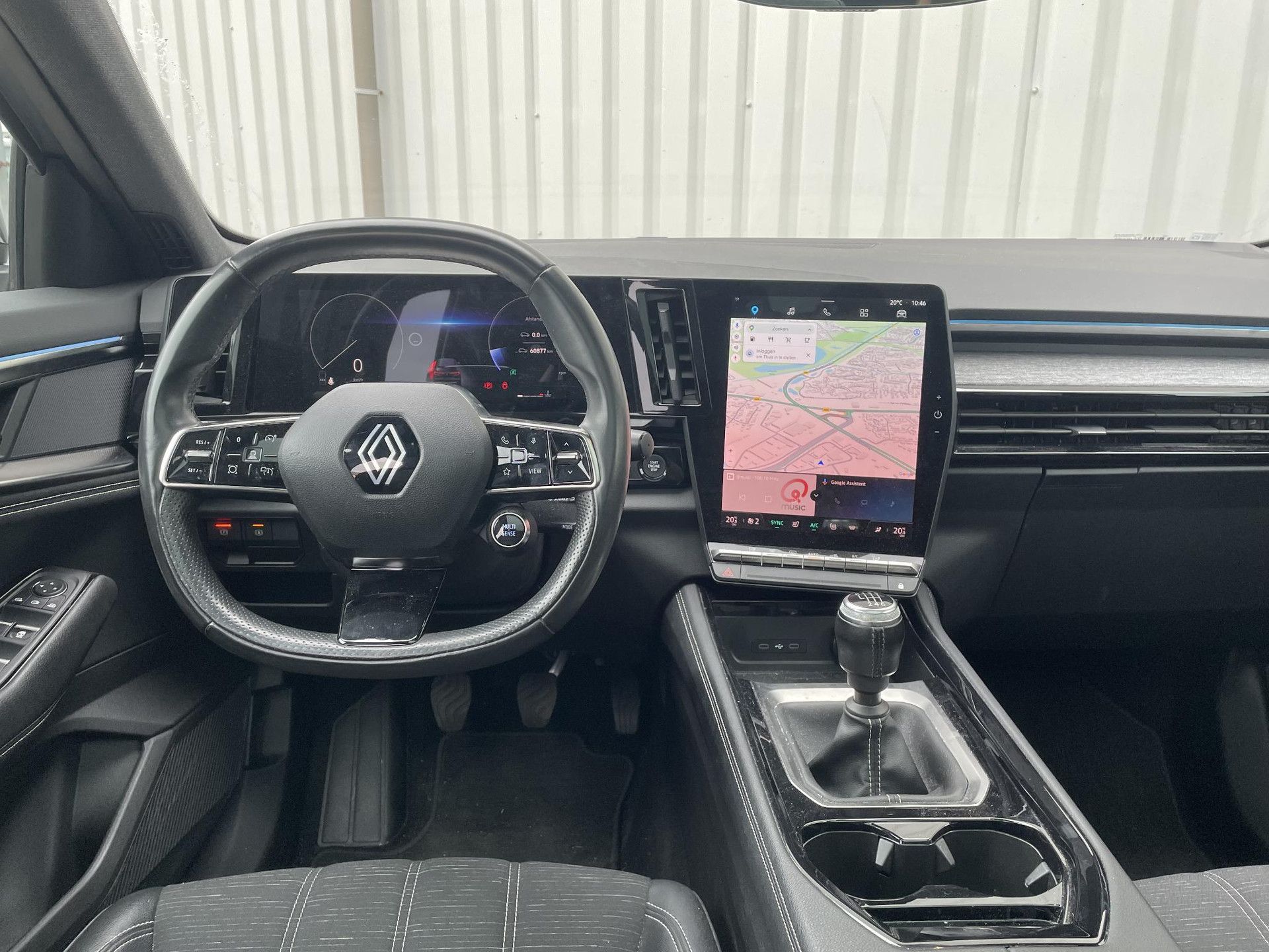 Renault Austral met kenteken T-230-SP – interieur