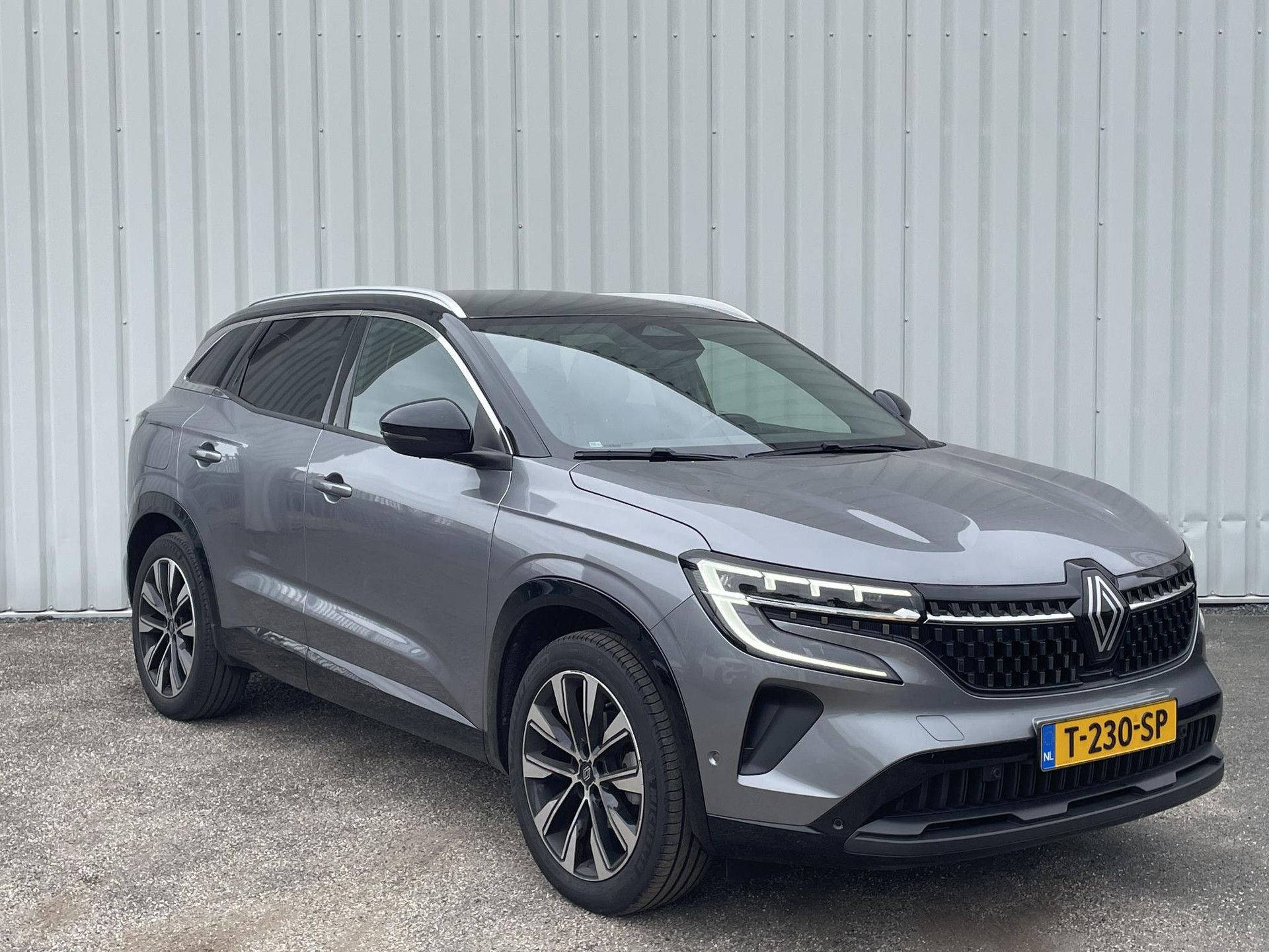 Renault Austral met kenteken T-230-SP – detailfoto