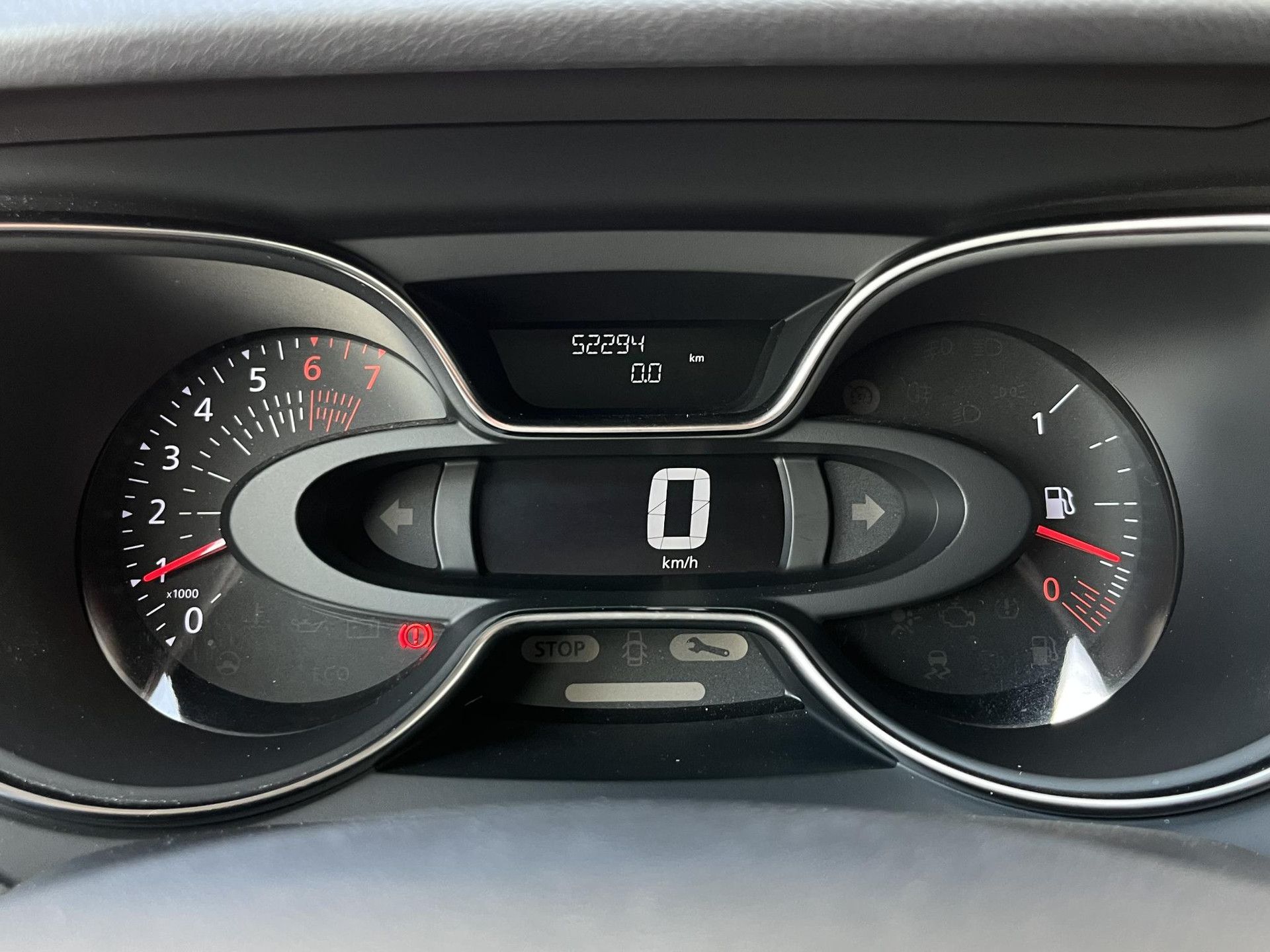 Renault Captur met kenteken G-965-TZ – dashboard