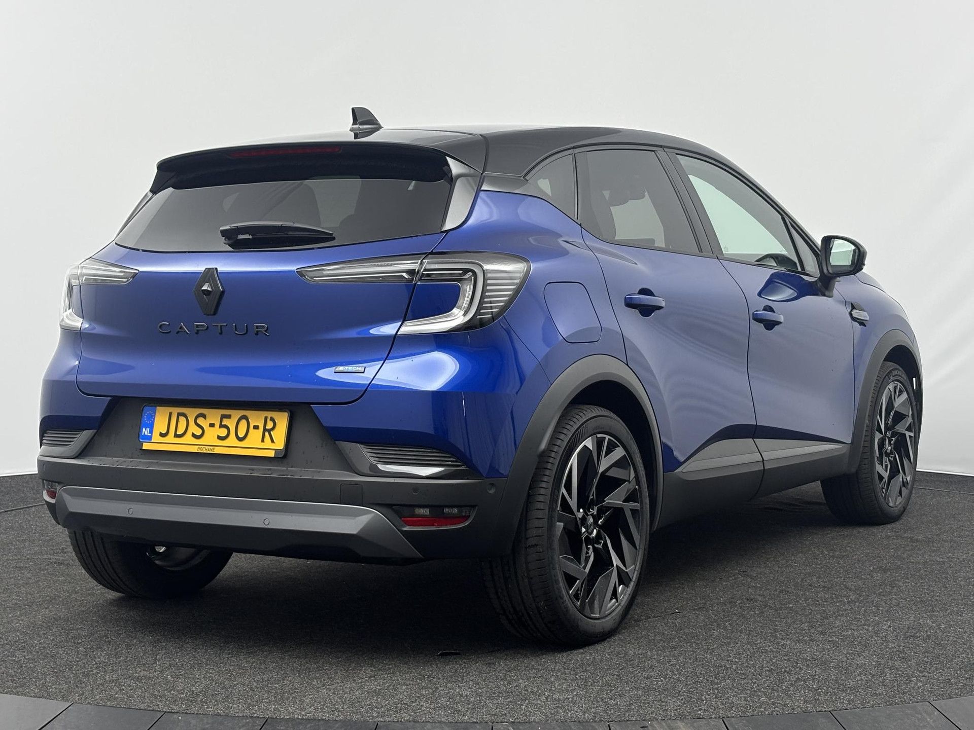Renault Captur met kenteken JDS-50-R – achteraanzicht