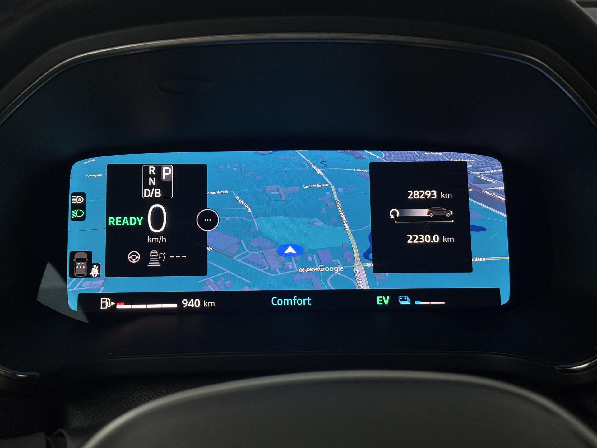 Renault Captur met kenteken JDS-50-R – interieur