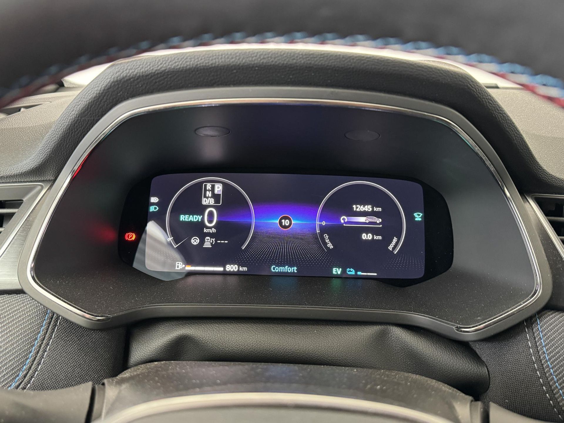 Renault Captur met kenteken JDS-51-R – dashboard