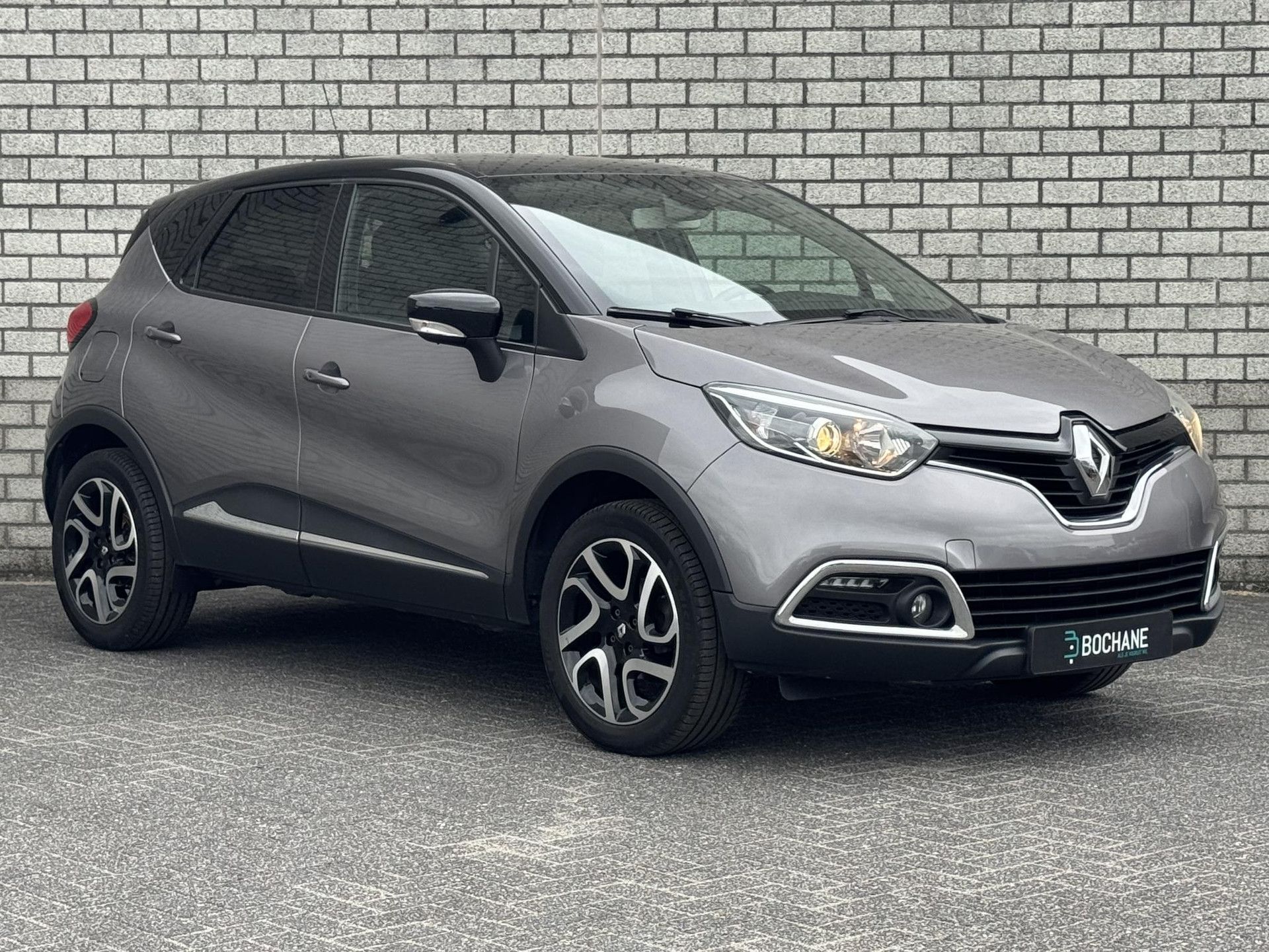 Renault Captur met kenteken KD-512-X – detailfoto