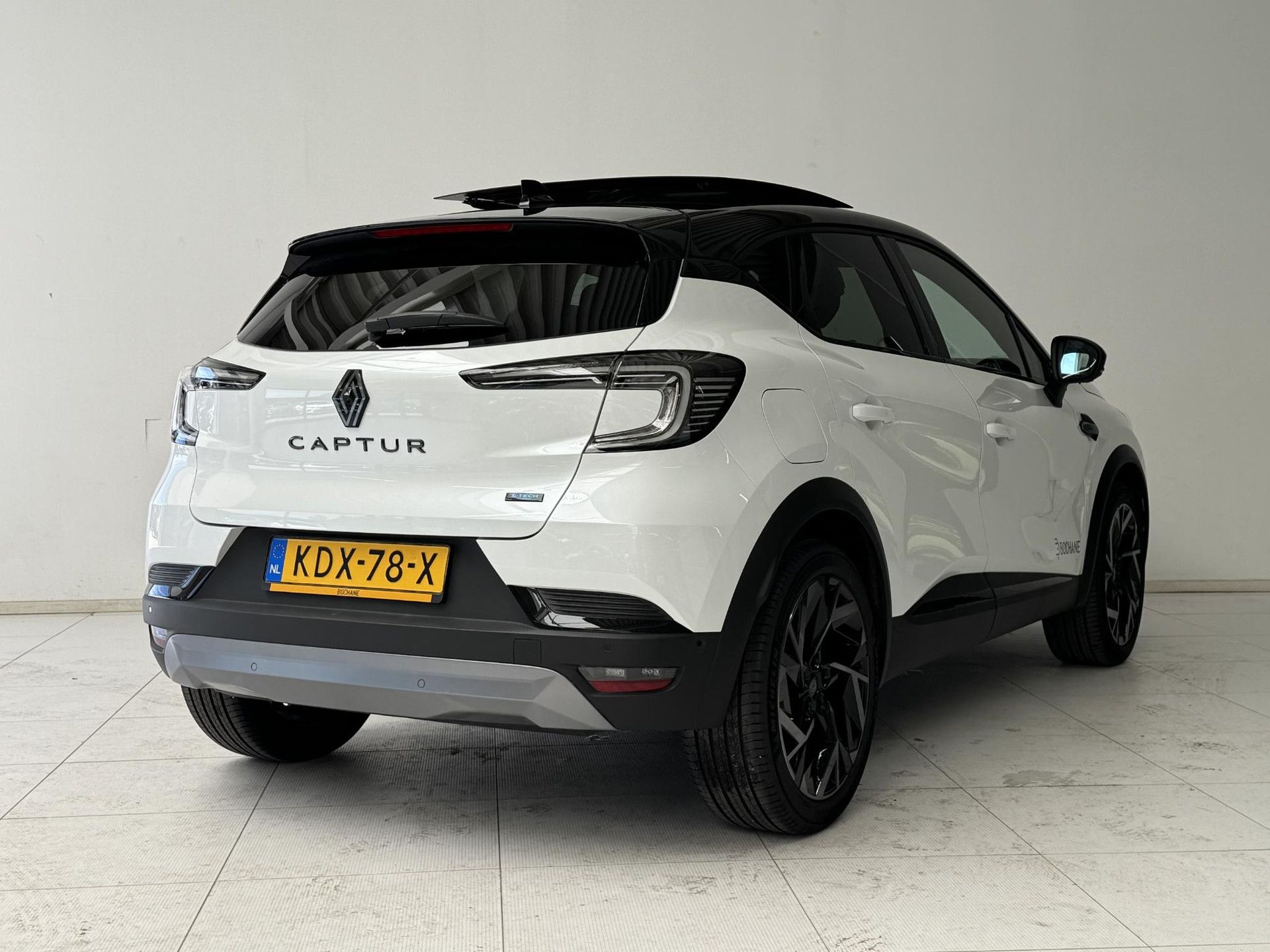 Renault Captur met kenteken KDX-78-X – achteraanzicht