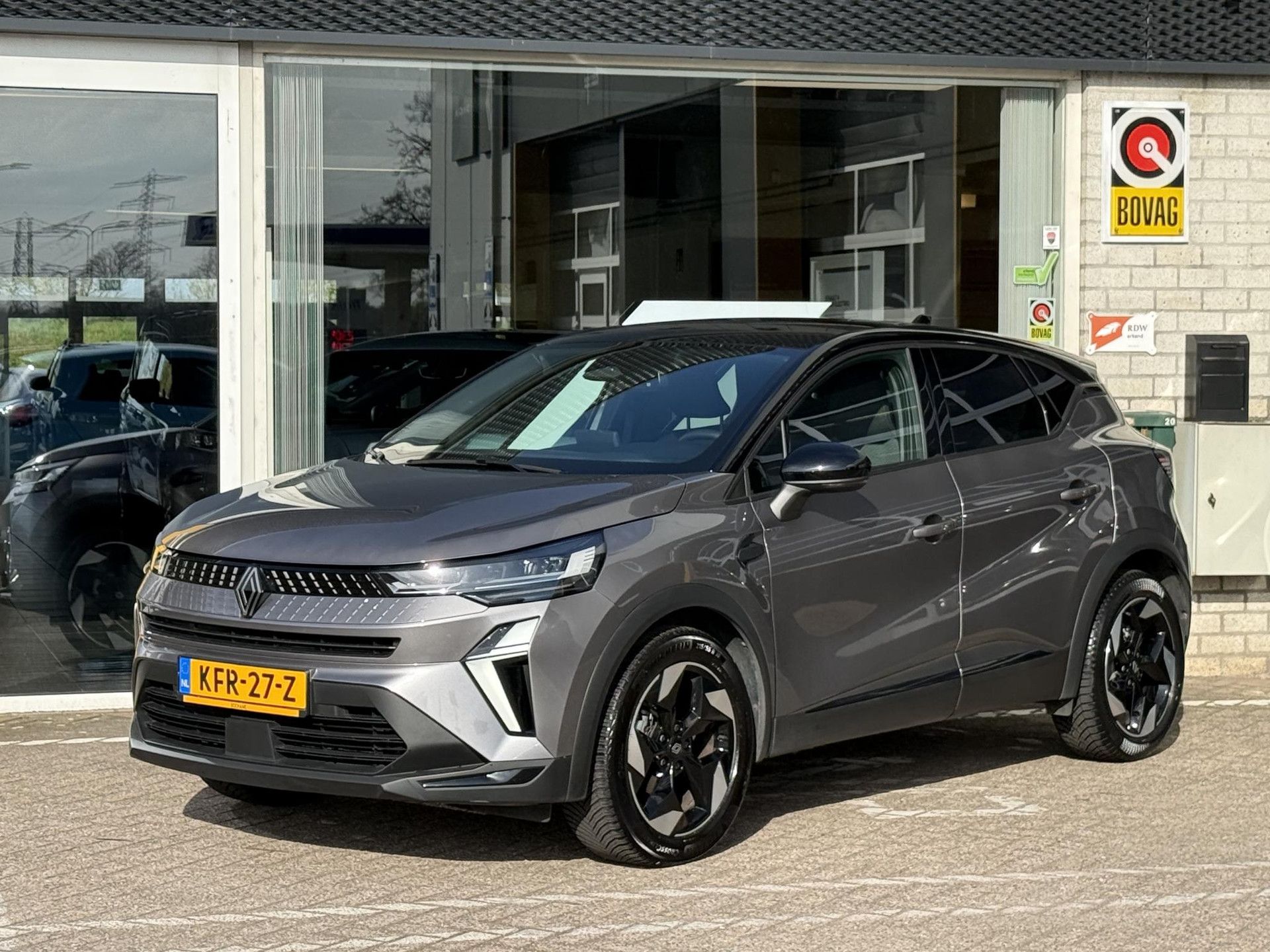Renault Captur met kenteken KFR-27-Z – detailfoto