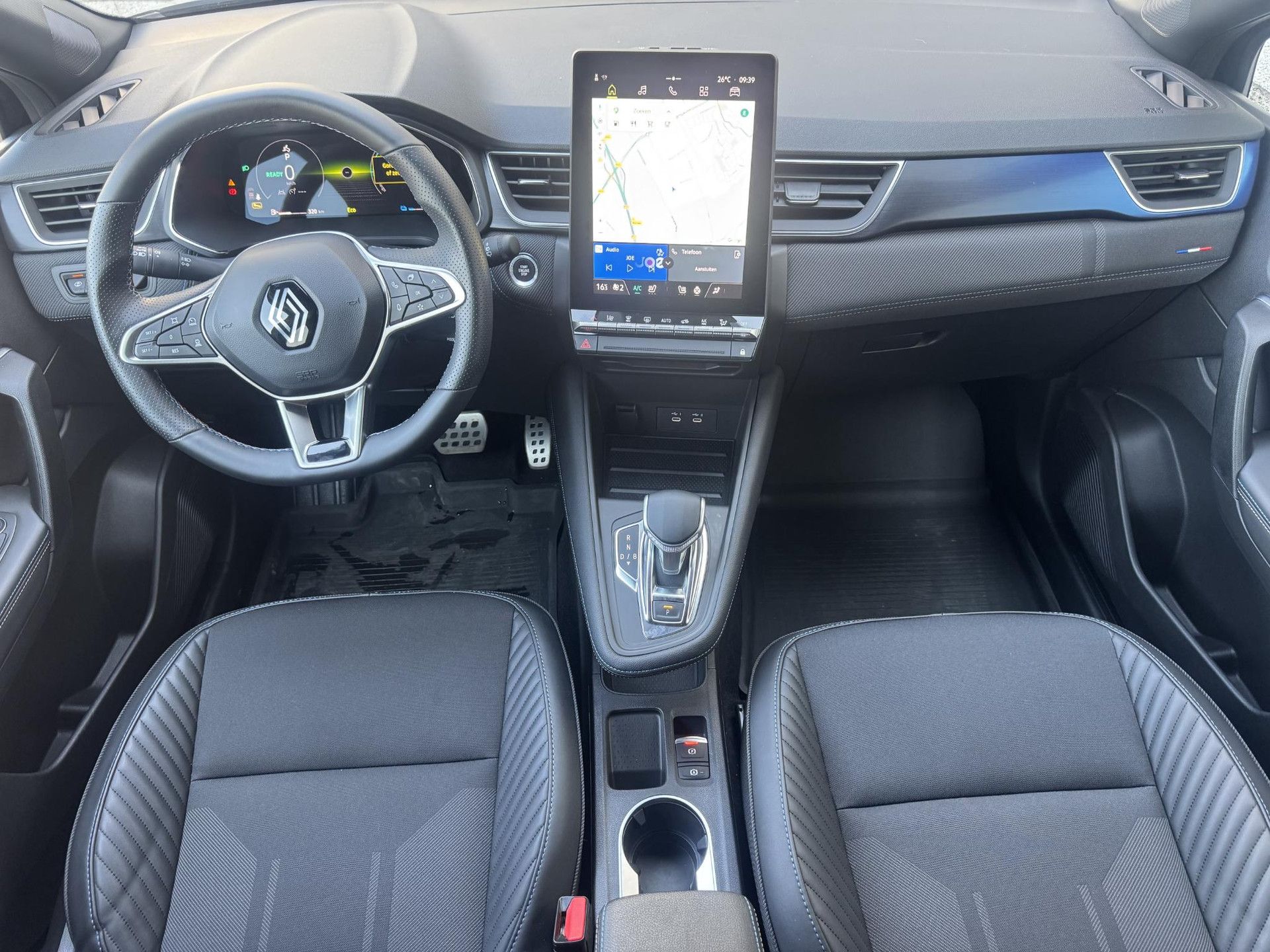 Renault Captur met kenteken KLL-61-X – interieur