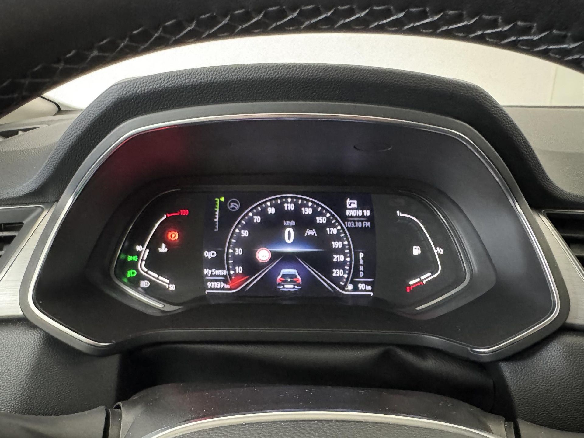 Renault Captur met kenteken KPL-82-N – dashboard