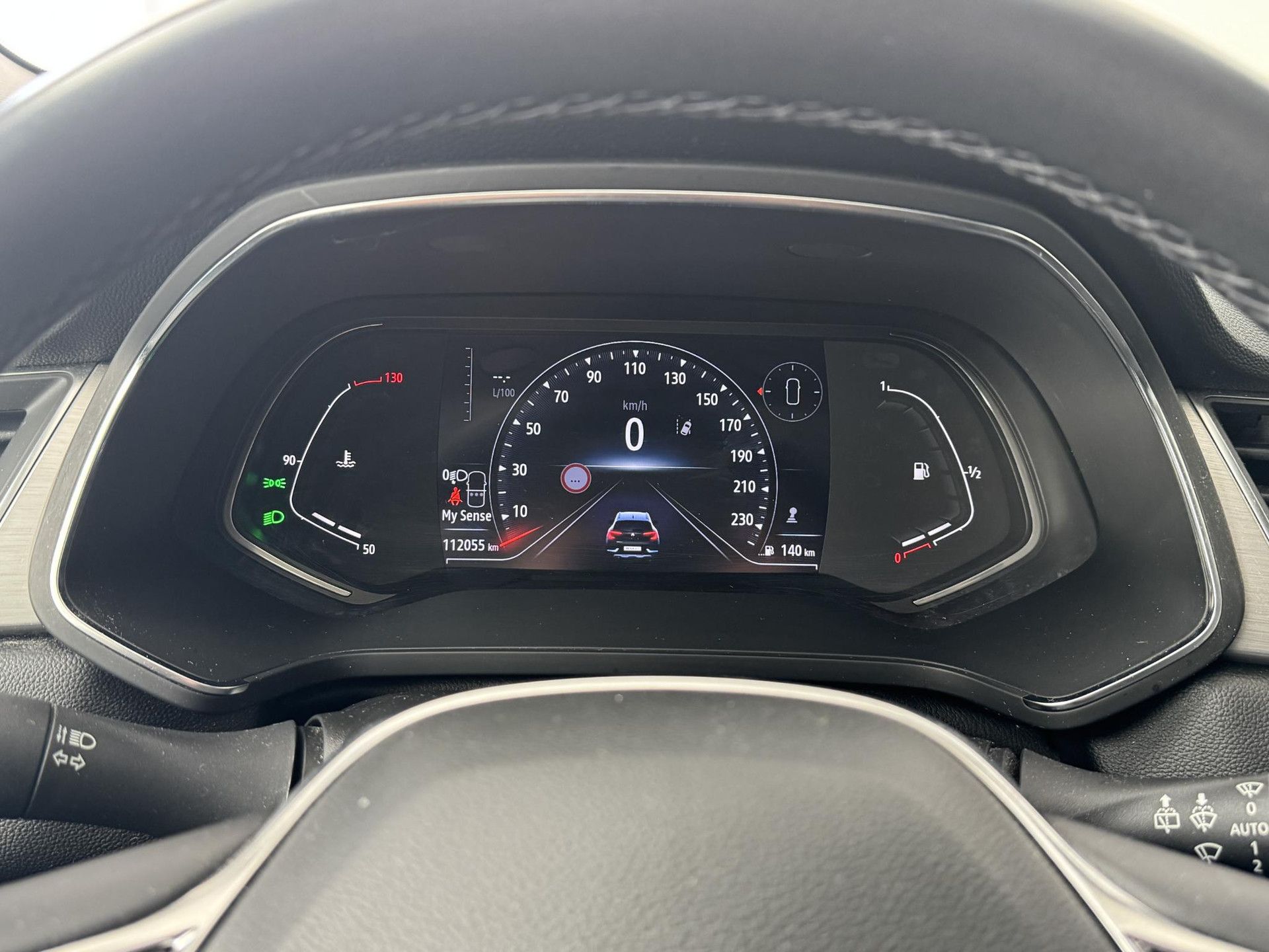 Renault Captur met kenteken L-955-PD – dashboard