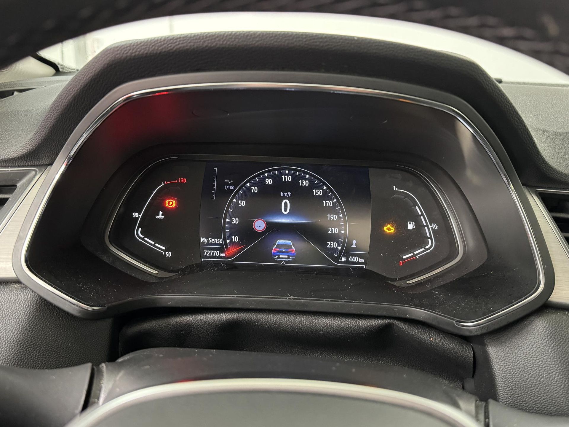 Renault Captur met kenteken N-553-DB – dashboard