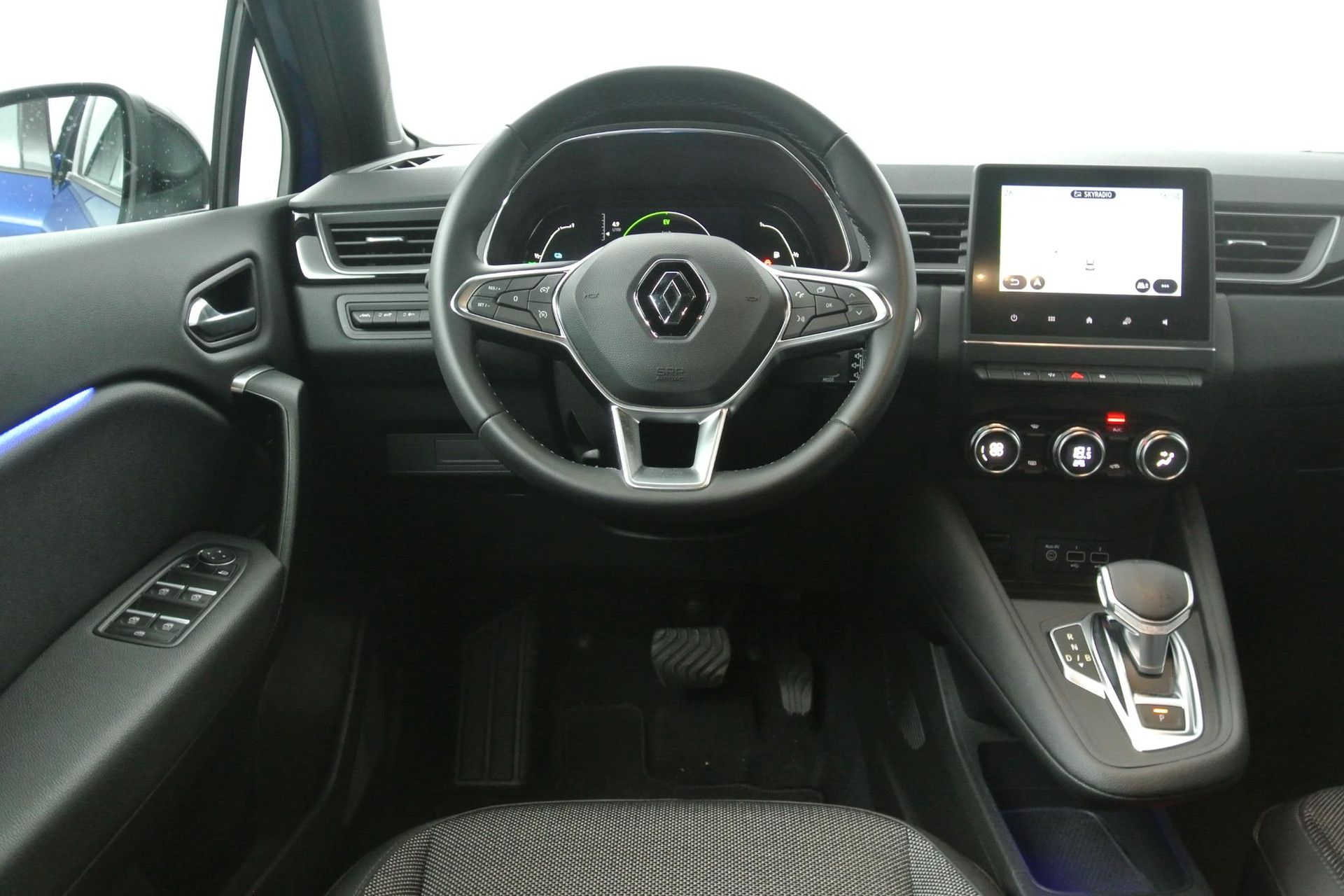 Renault Captur met kenteken P-842-VJ – interieur