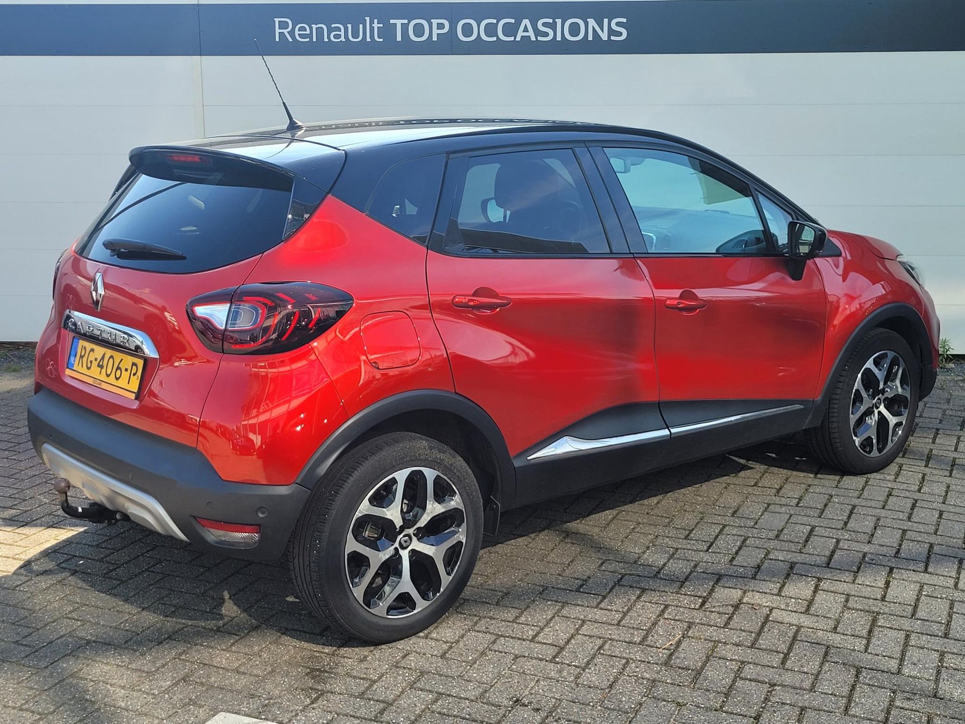 Renault Captur met kenteken RG-406-P – achteraanzicht