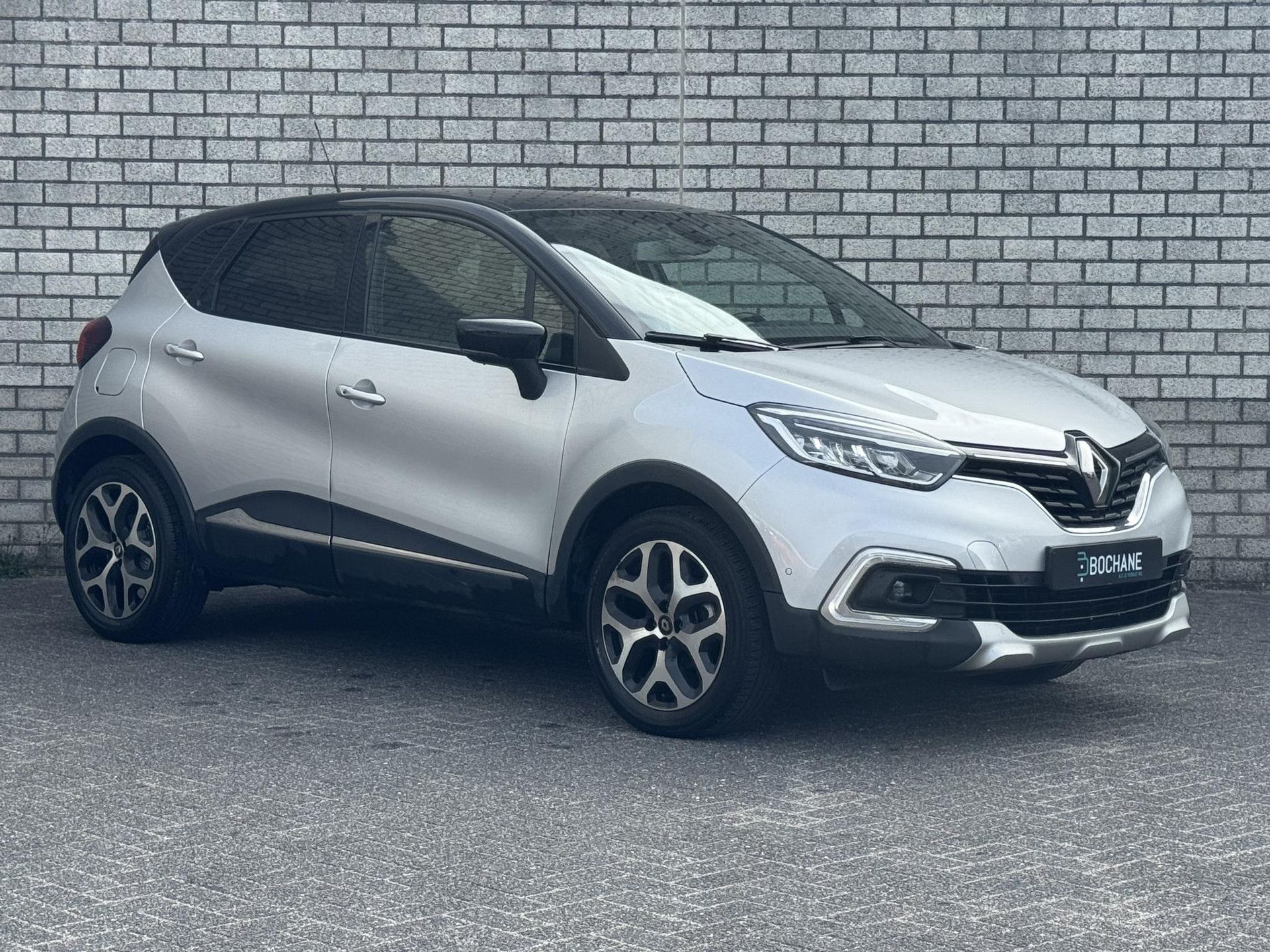 Renault Captur met kenteken SV-089-K – detailfoto