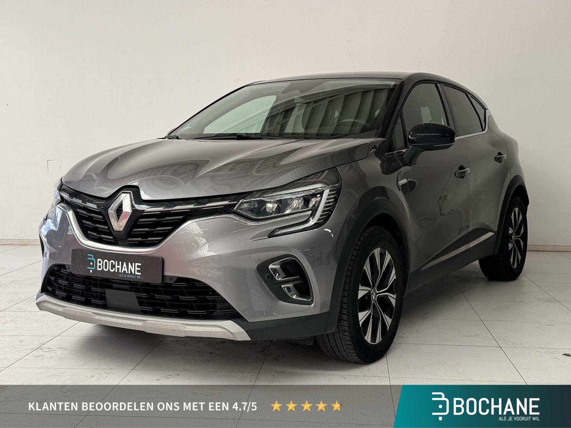 Renault Captur met kenteken X-699-TH – vooraanzicht