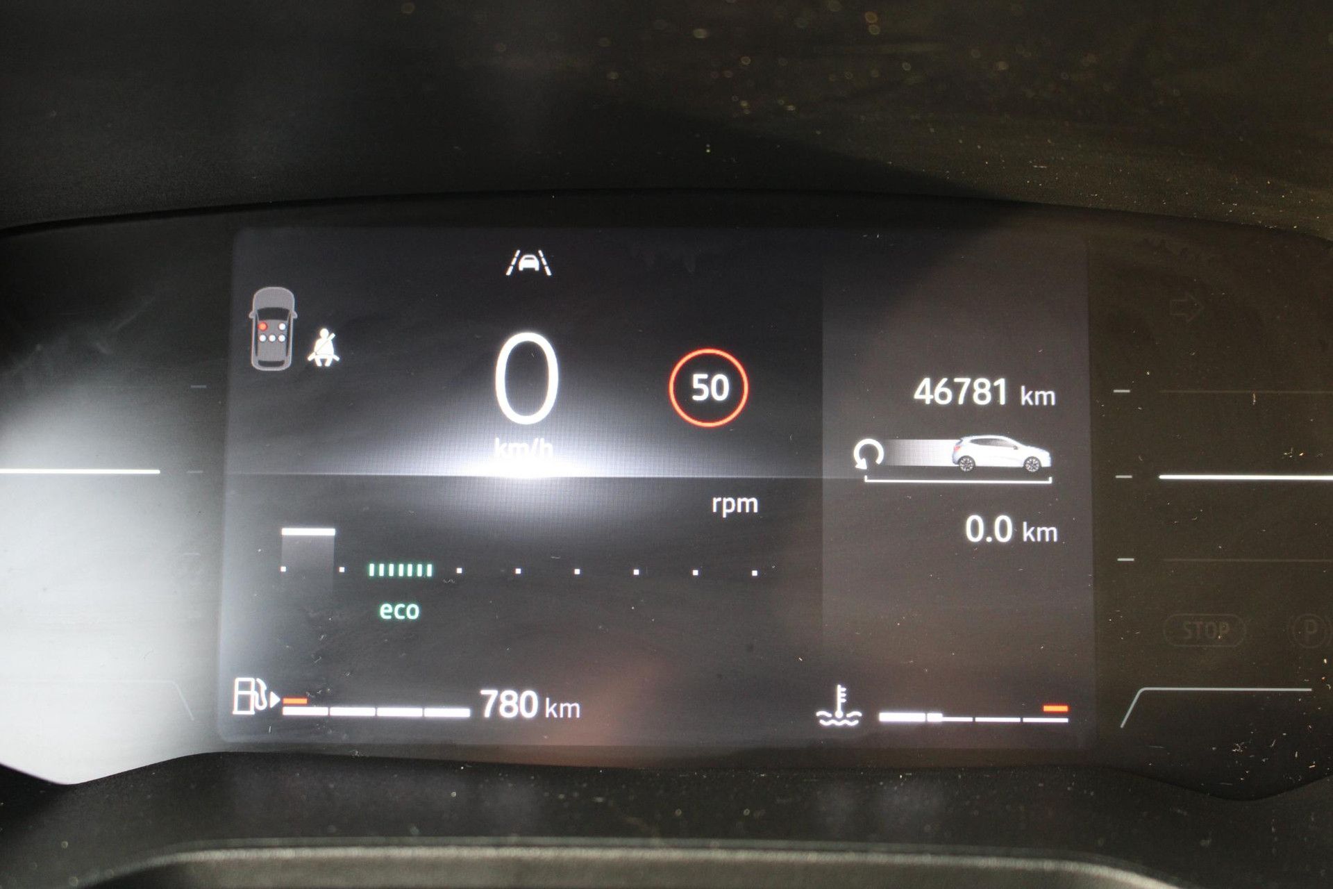 Renault Clio met kenteken GBZ-54-F – dashboard
