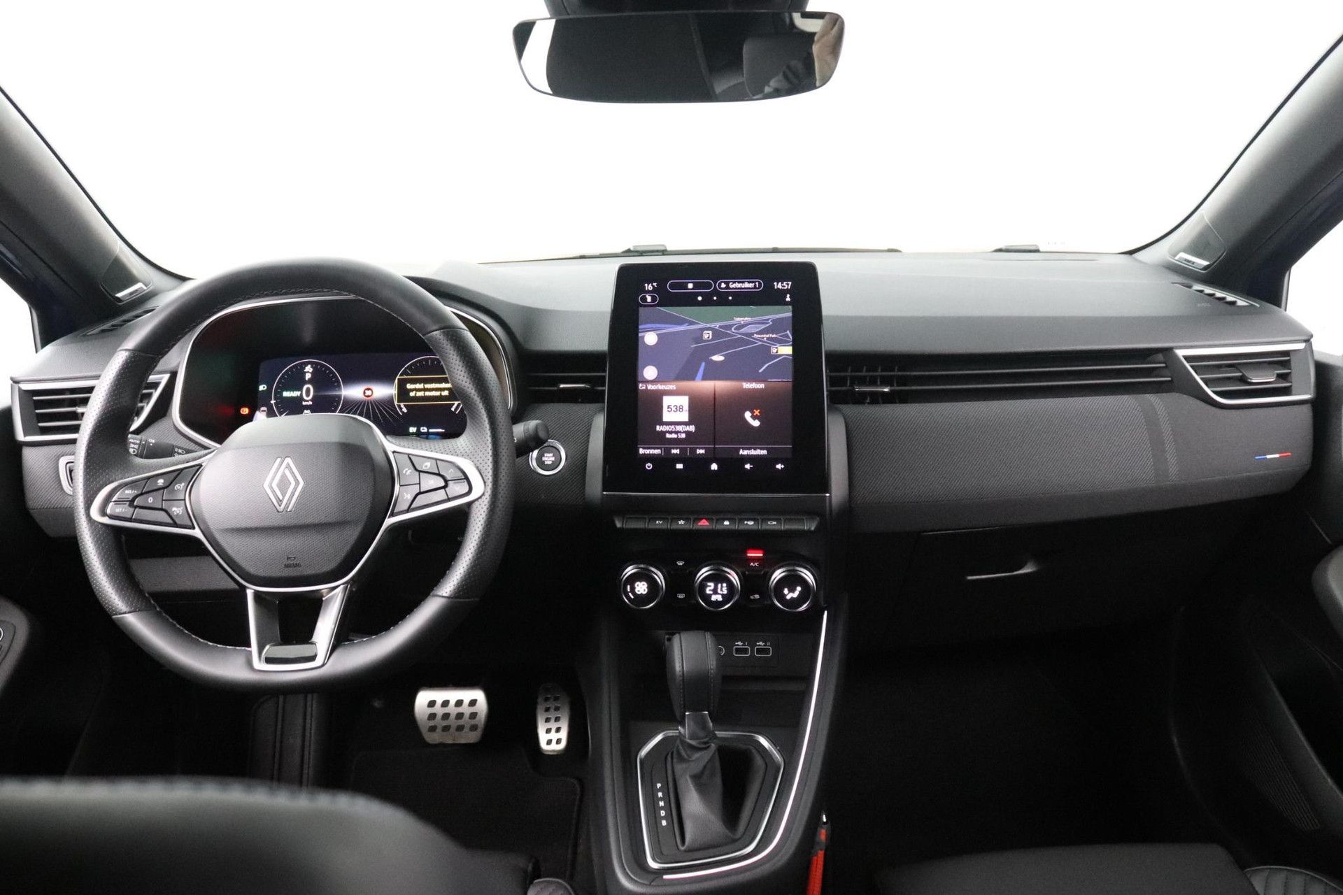 Renault Clio met kenteken GLS-38-B – interieur