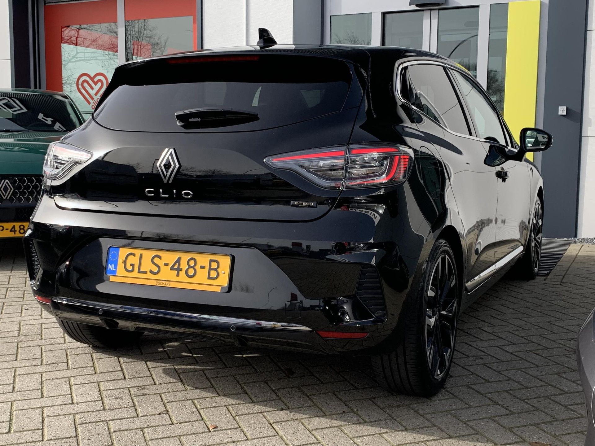 Renault Clio met kenteken GLS-48-B – achteraanzicht